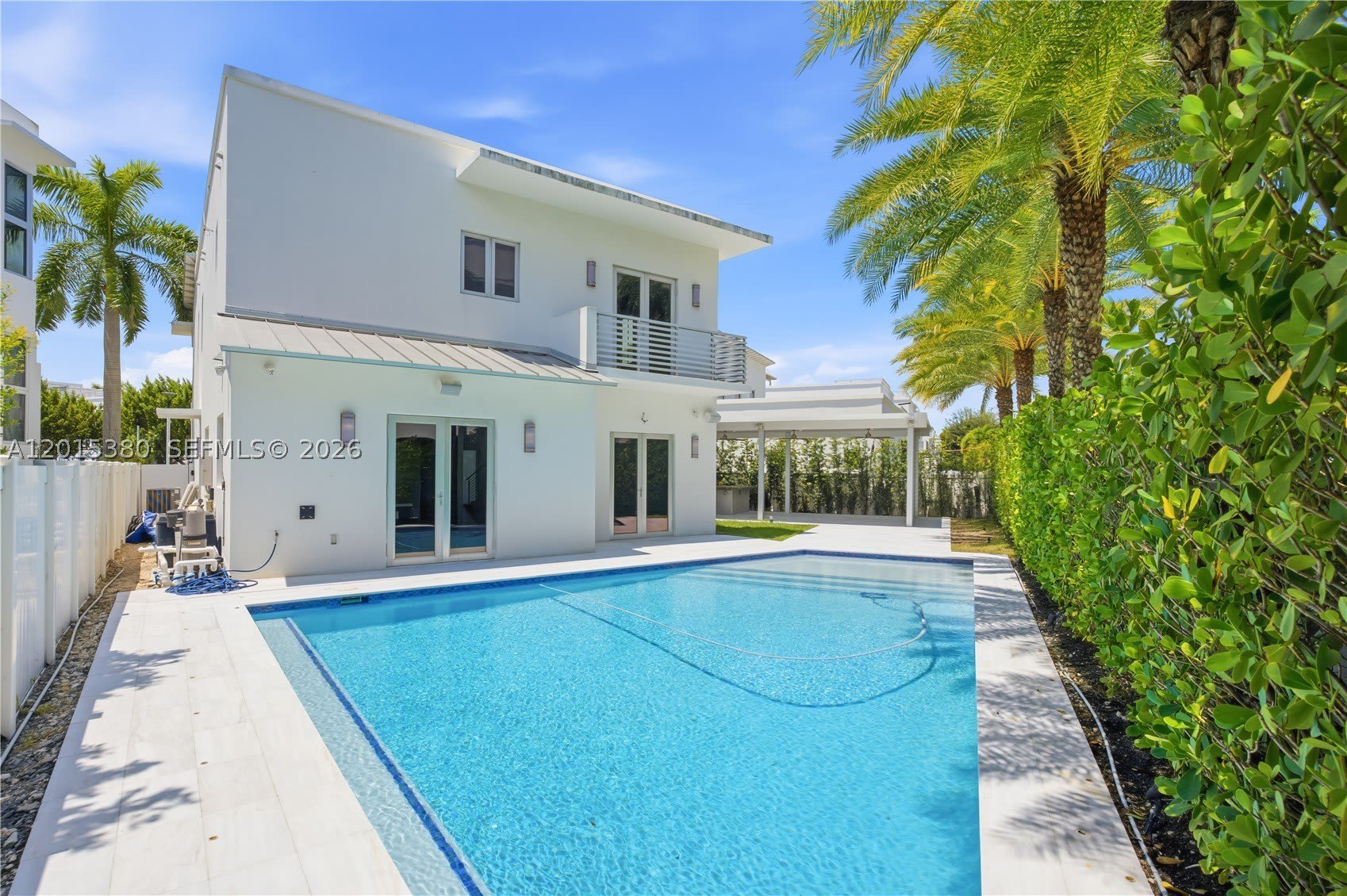 8221 NW 34th Dr – photo 4