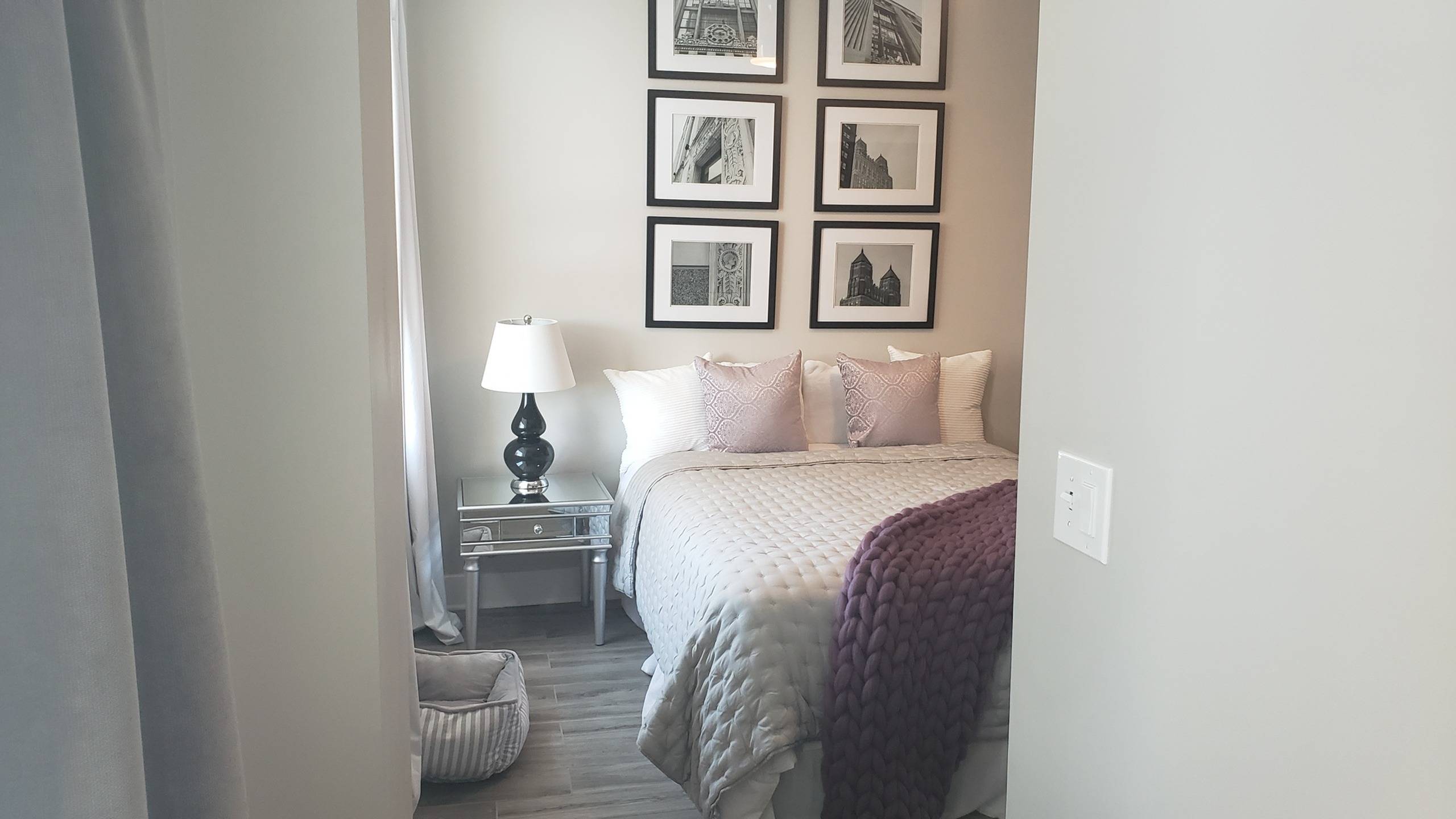 Spacious 5 Bedroom Home With 2 Full Baths Room For Everyone – photo 3