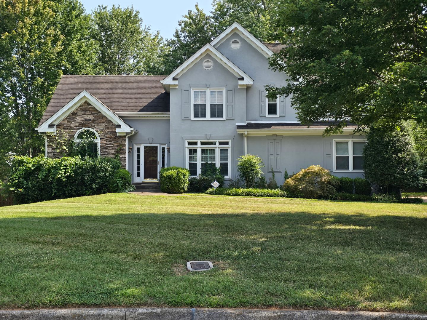 Rent Special First Full Month Free On 13 Month Lease – photo 1