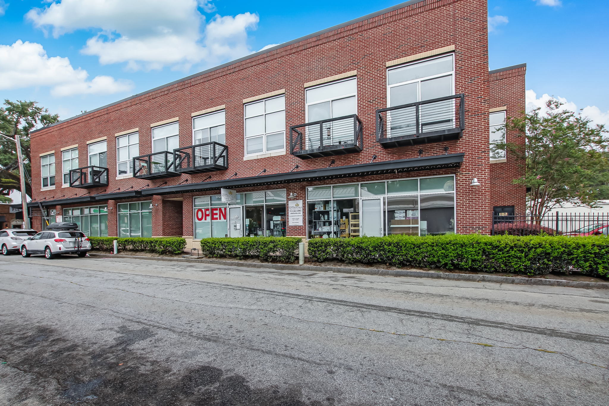 2514 Abercorn Street, Unit 207 – photo 5