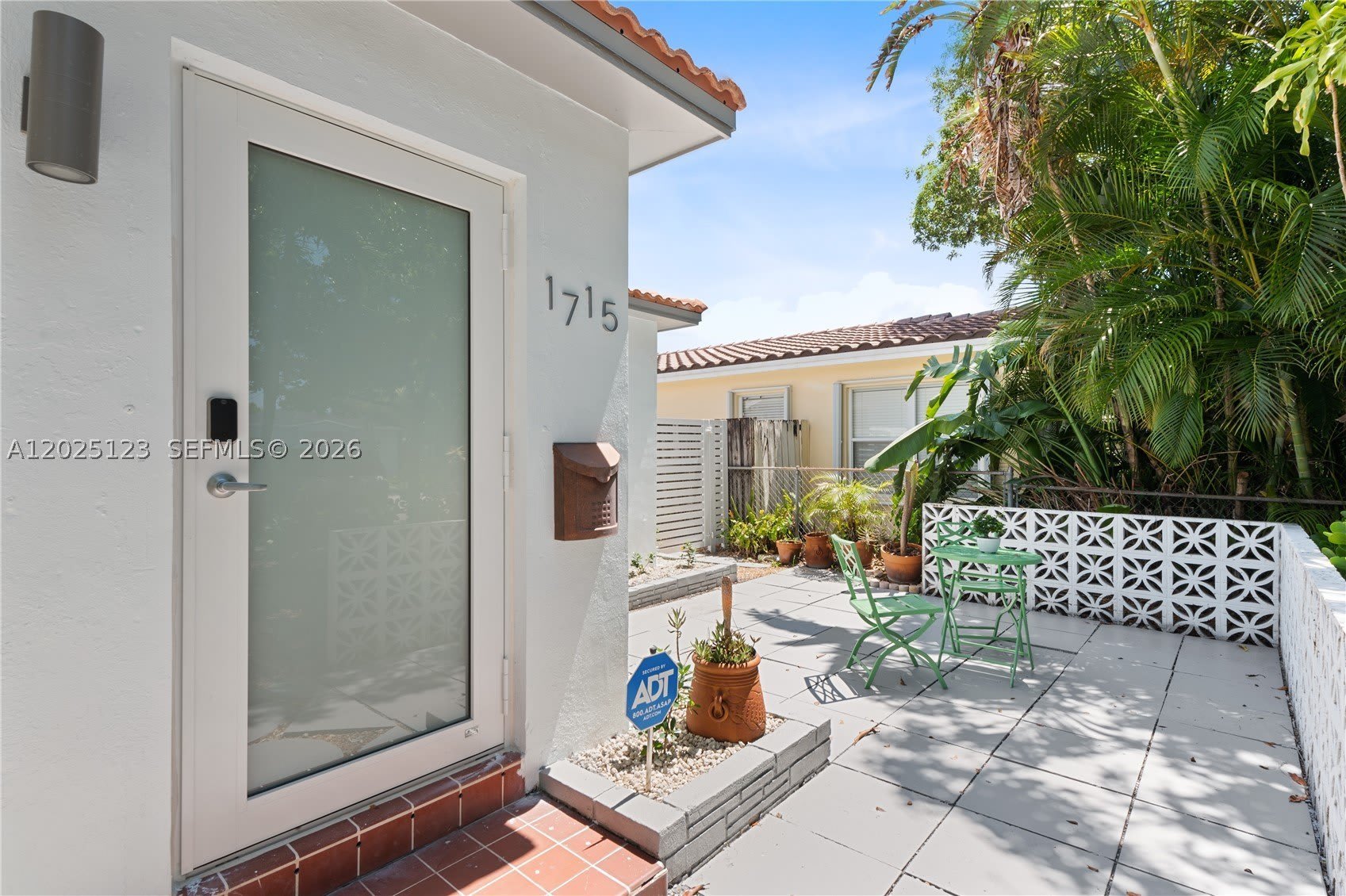1715 Jefferson St – photo 2
