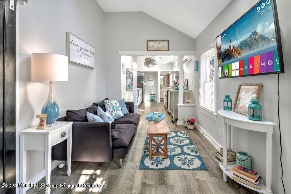 604 1 2 12Th Avenue – photo 4