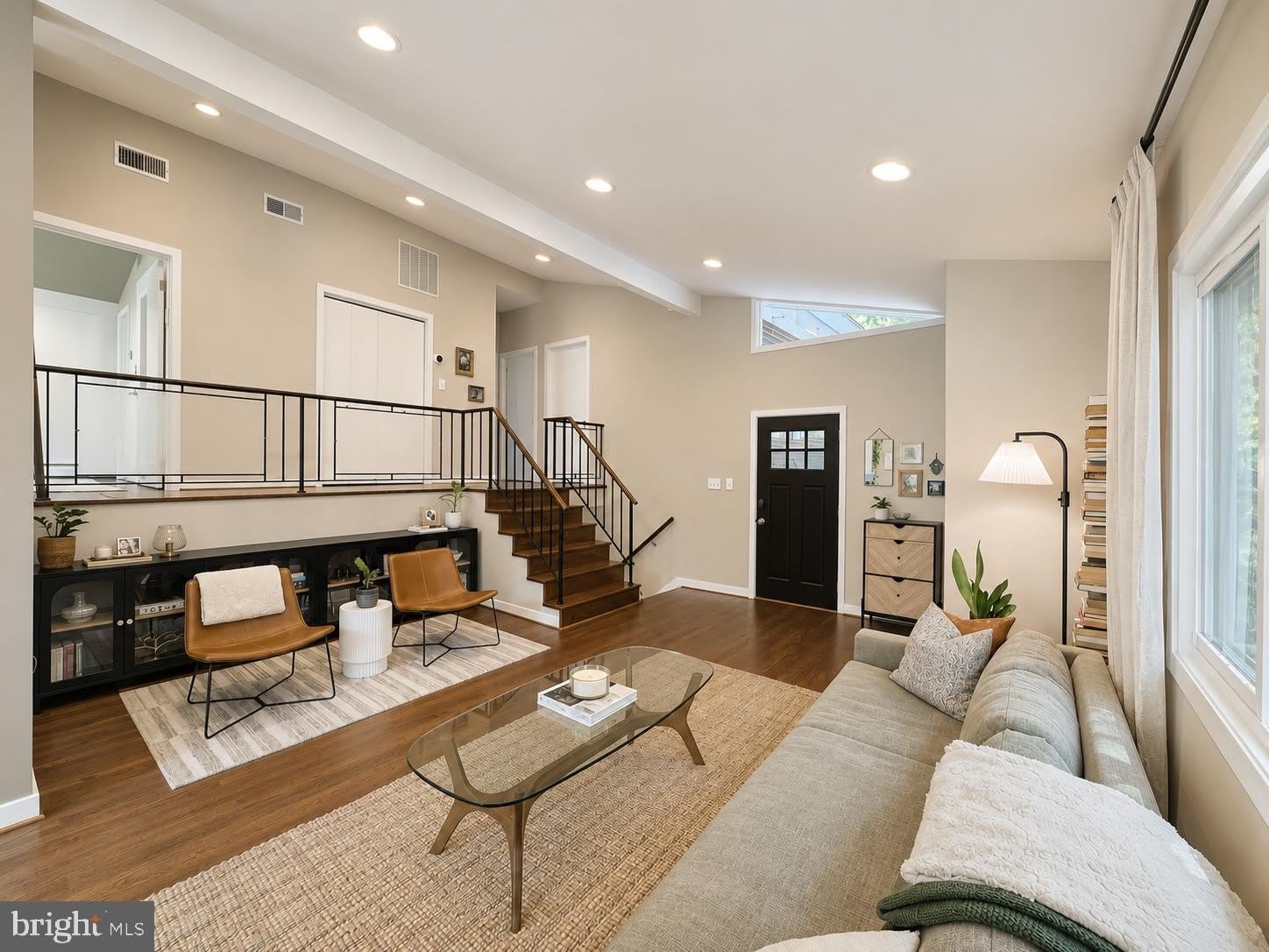 4836 7TH Street S – photo 2