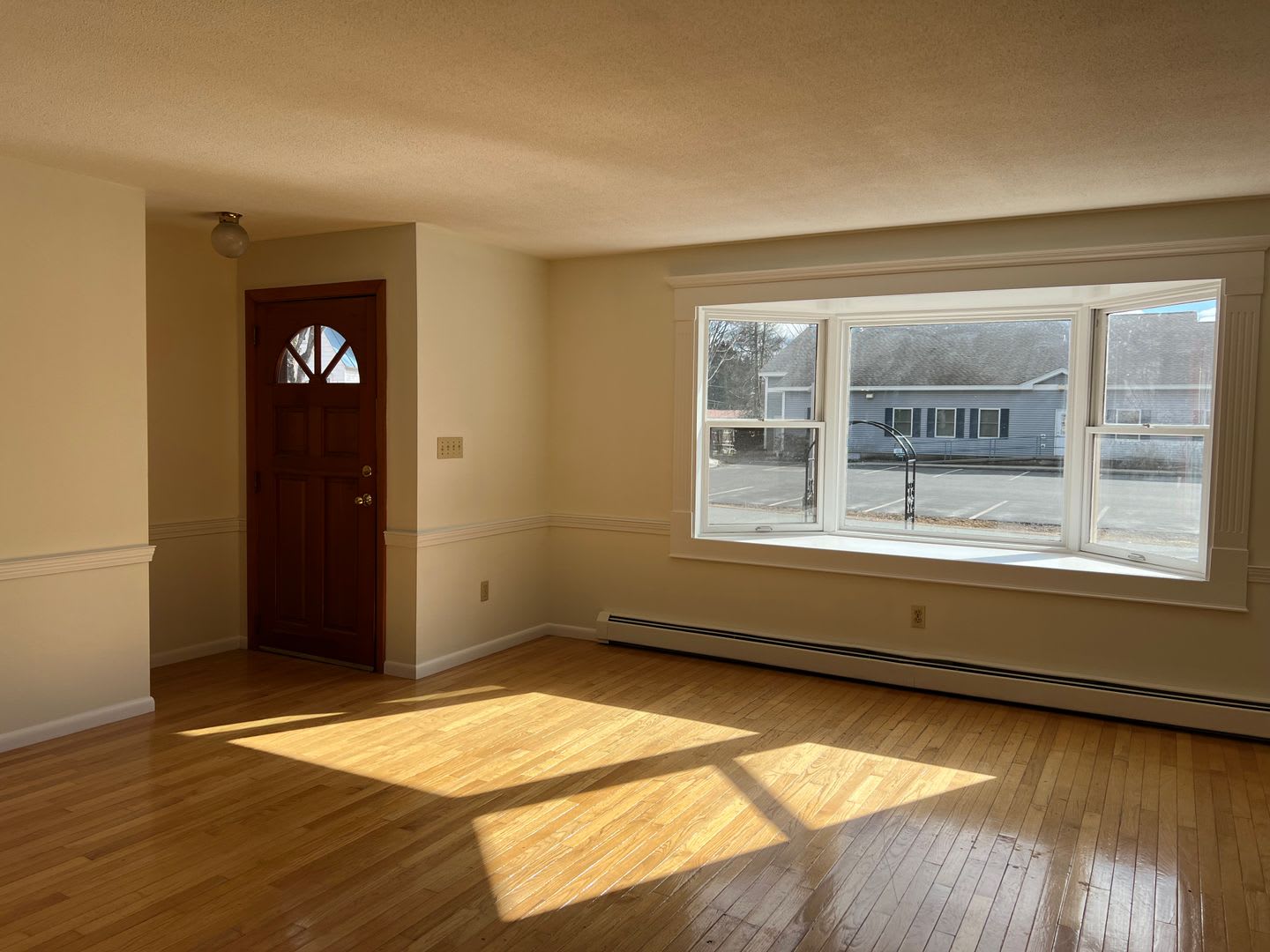 3 Bedroom / 1 bathroom single family house – photo 5