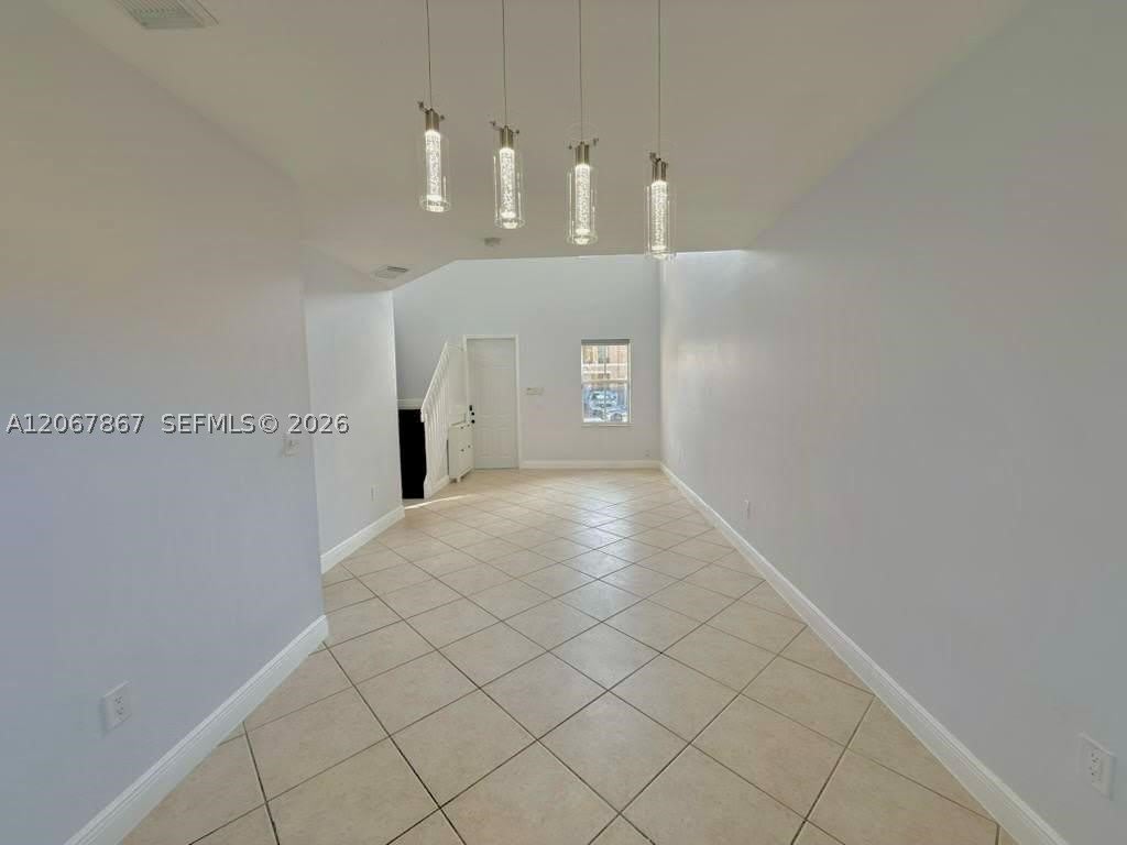 922 NW 134th Ave – photo 4