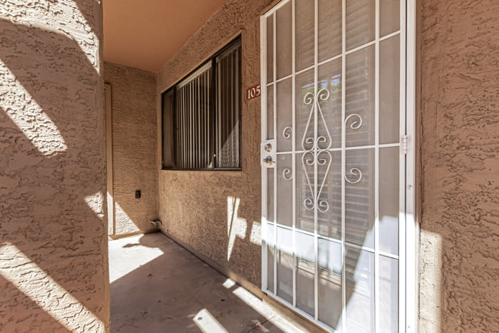 1521 West Denton Lane – photo 3