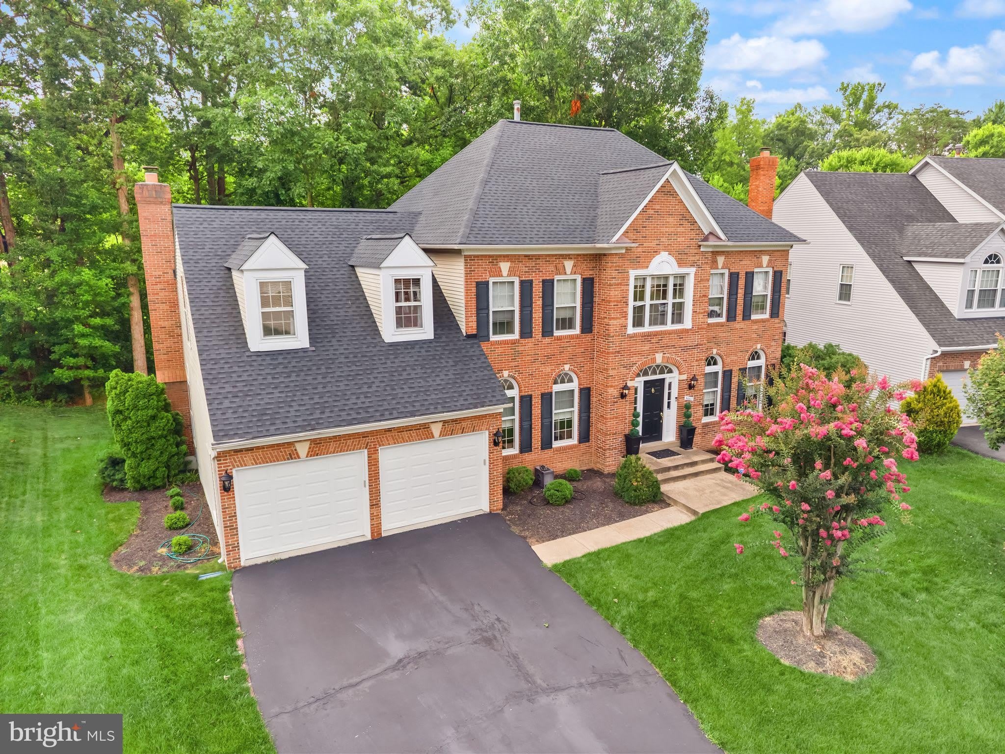 5667 LONESOME DOVE Court – photo 3