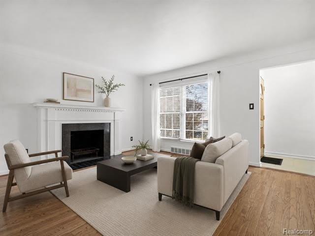 2090 Bradford Road – photo 3
