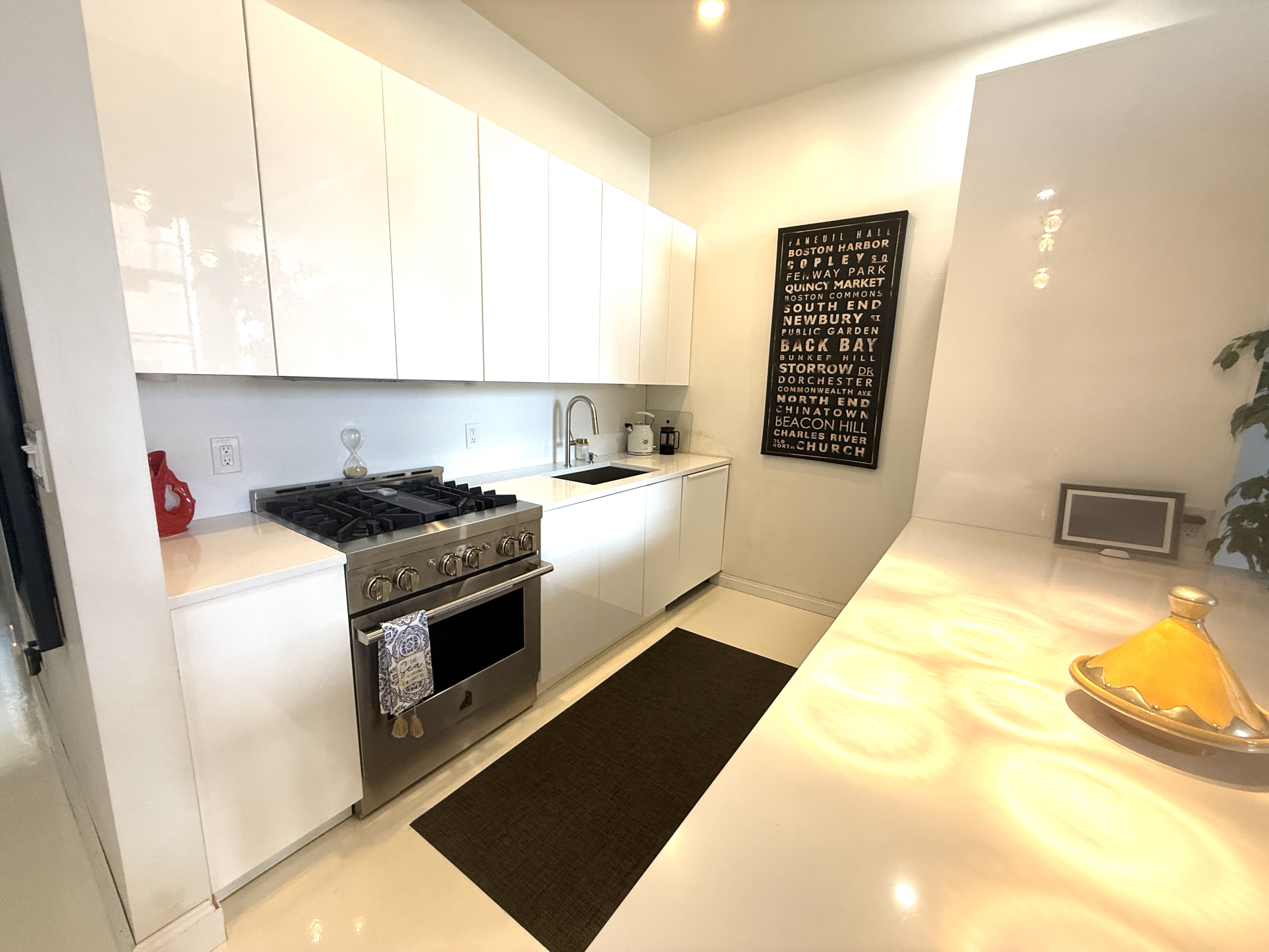 60 Dudley Street – photo 5