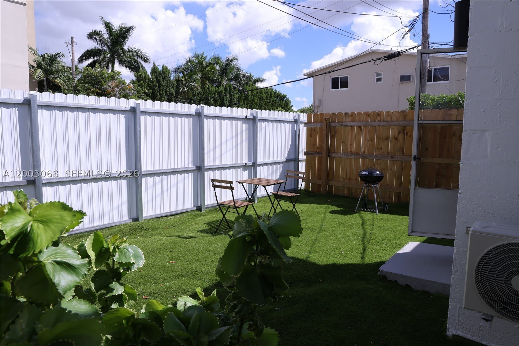 1109 SW 37th Ave – photo 3