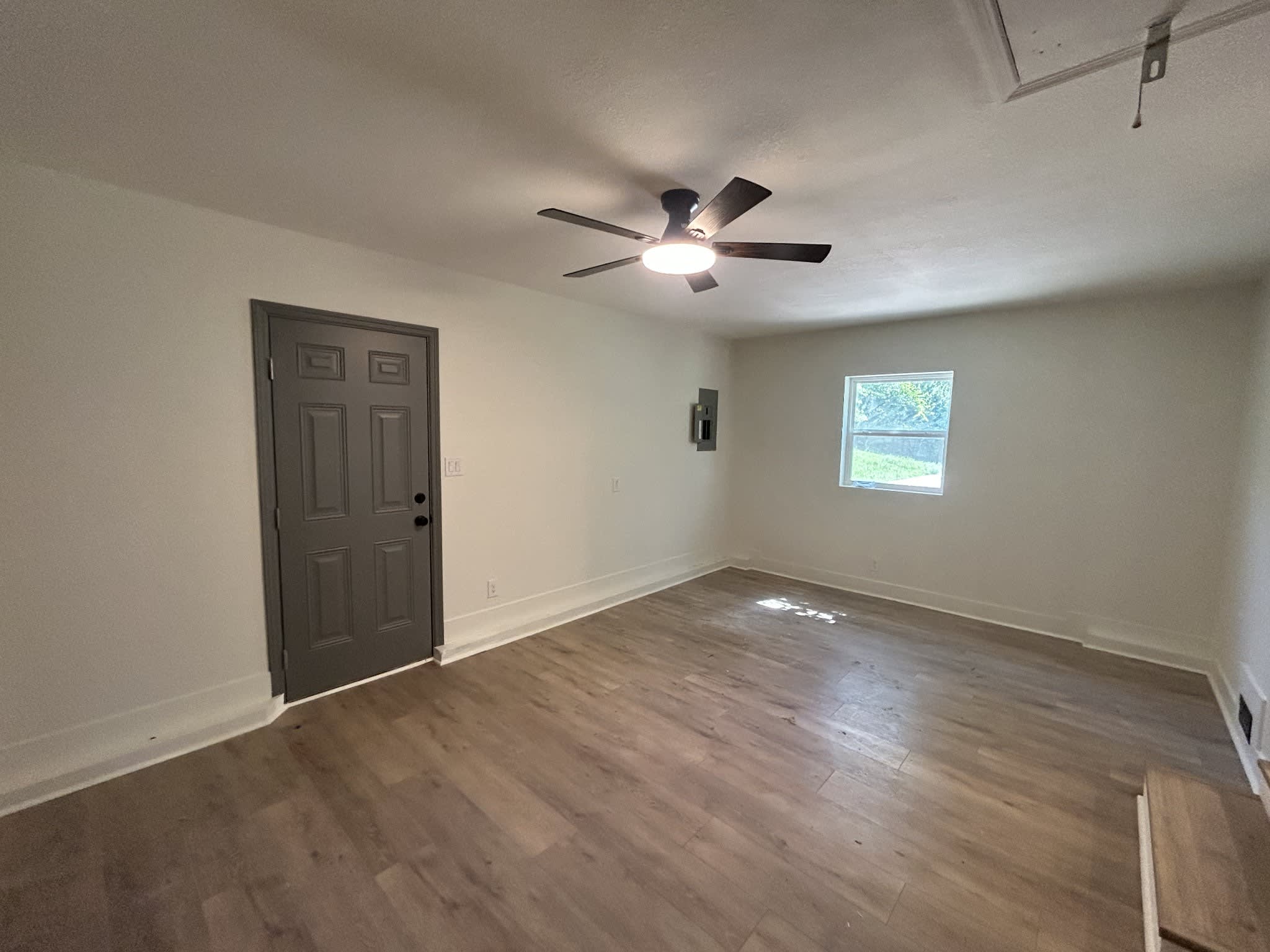 1783 Warfield Drive – photo 5