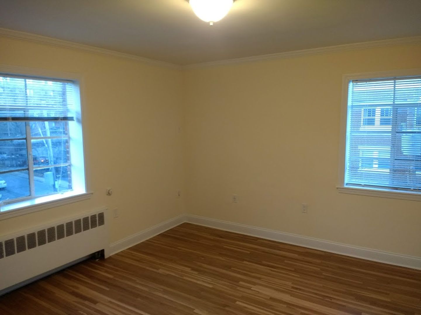 Brookline 2 Bedroom – Heat & Hot Water Included – 755 Sq Ft – photo 2