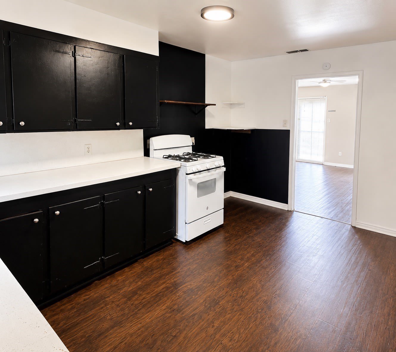 1941 N Mockingbird Lane – photo 4