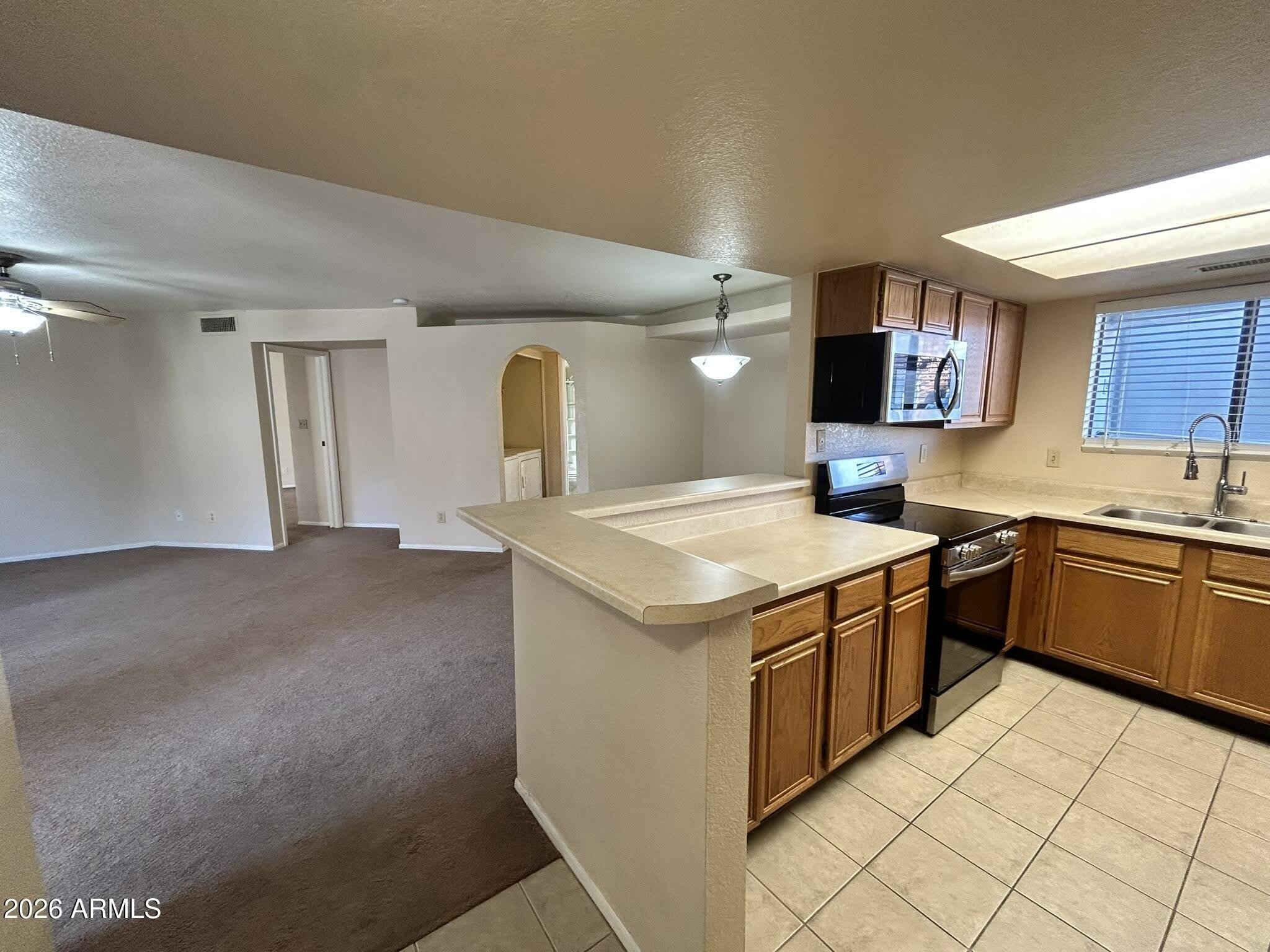 1800 W ELLIOT Road – photo 3