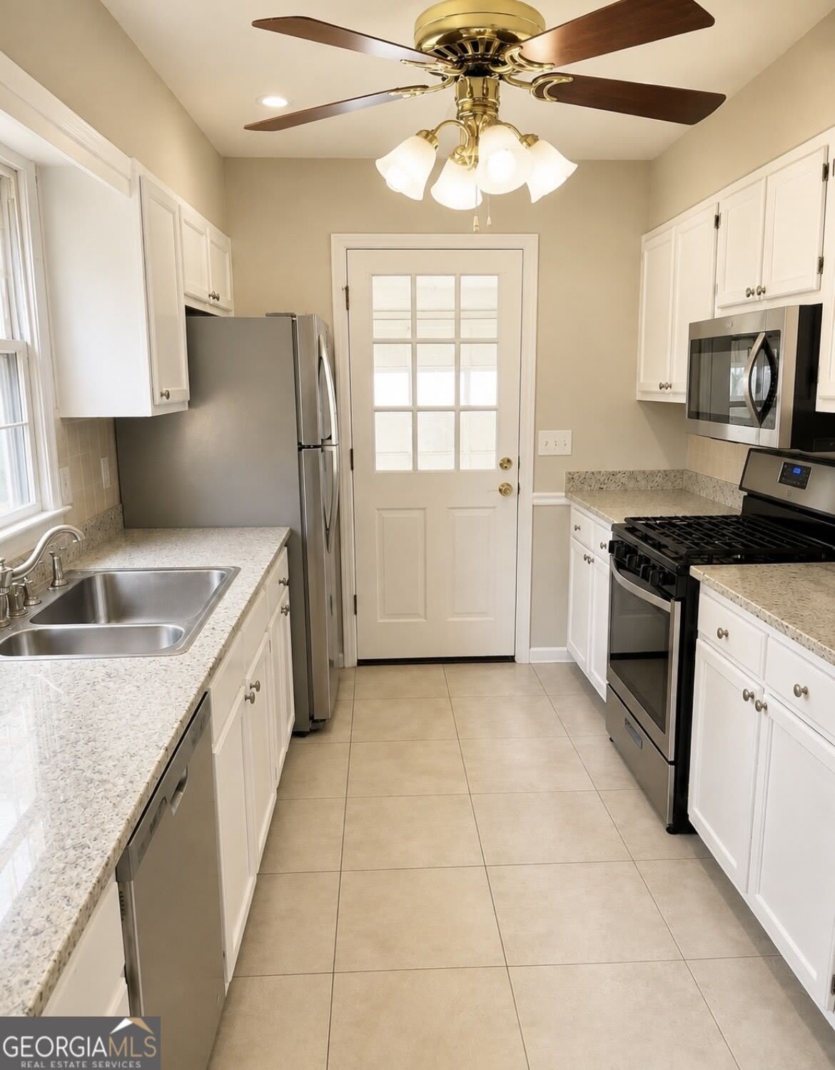4980 Whitewater Drive – photo 5