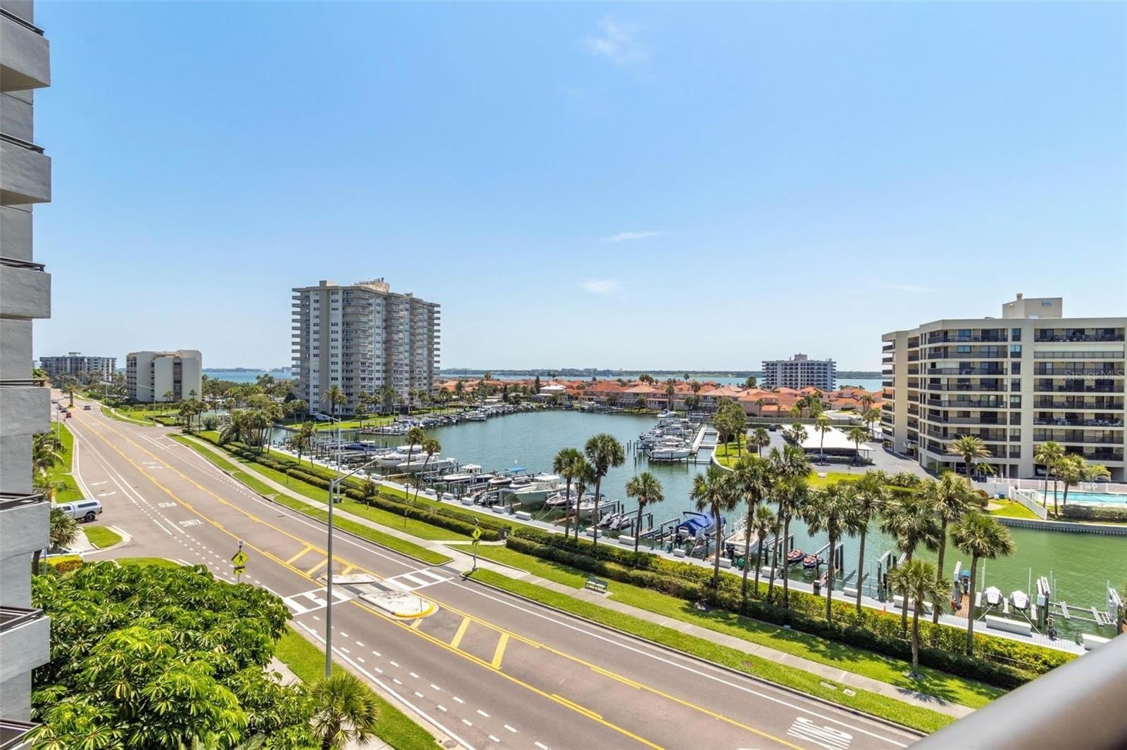 1660 GULF Boulevard – photo 1