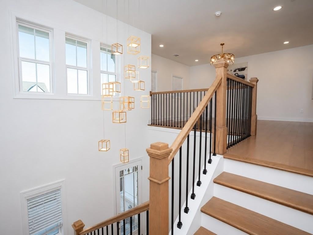 6725 Dahlgren Court – photo 3