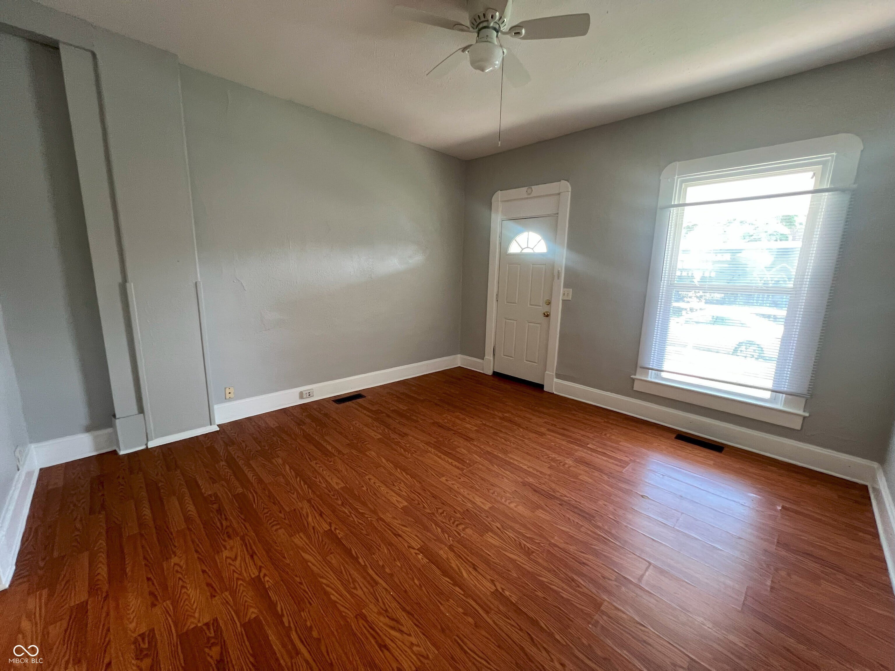 2106 Singleton Street – photo 3