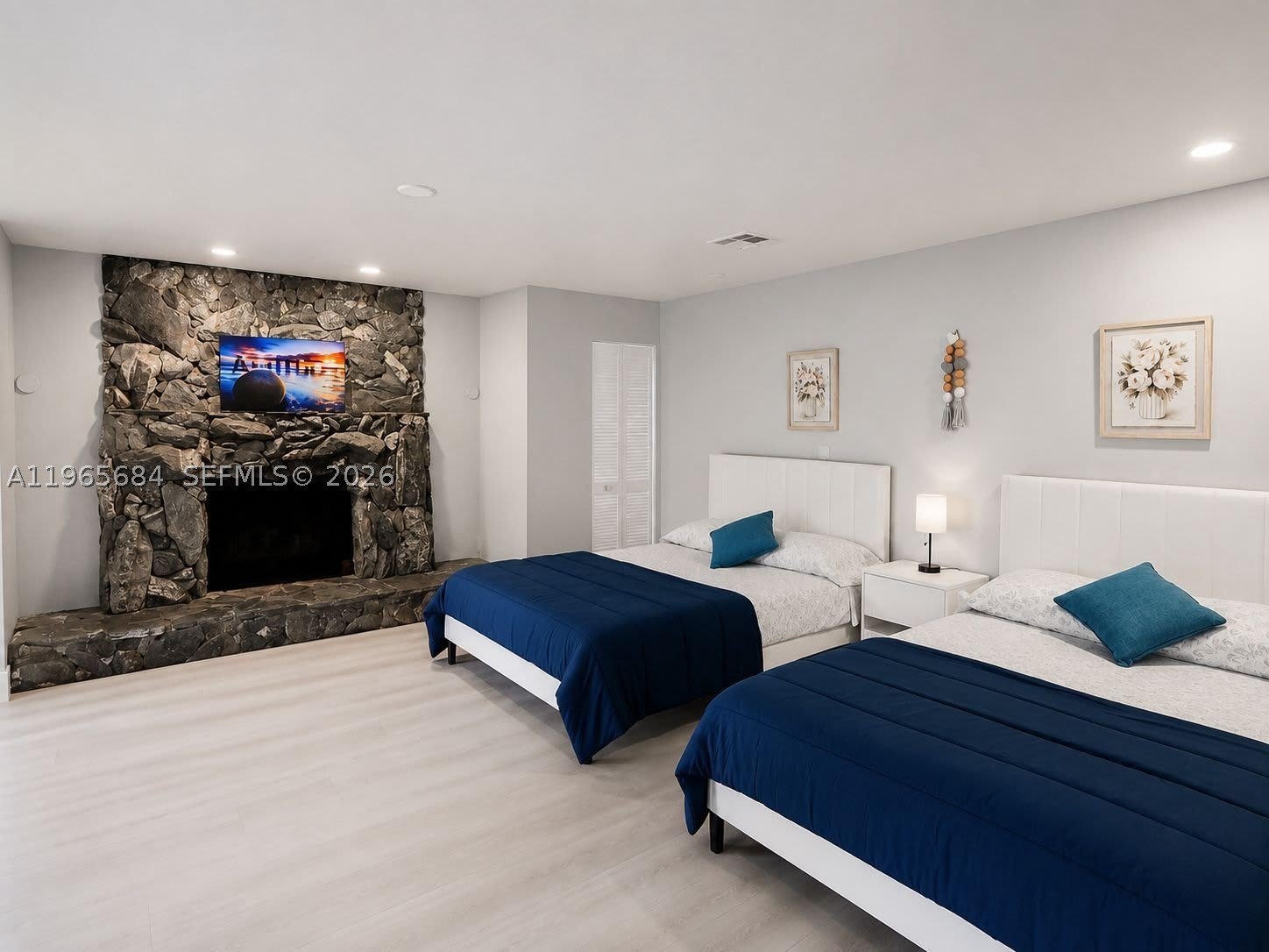 901 SW 121 AVE – photo 2