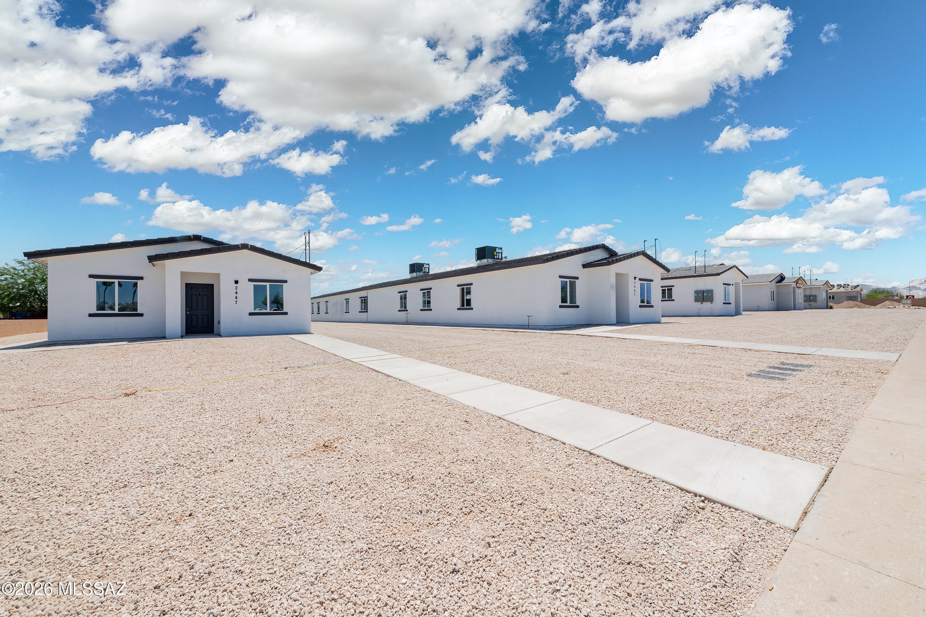 2507 S Campbell Avenue – photo 1