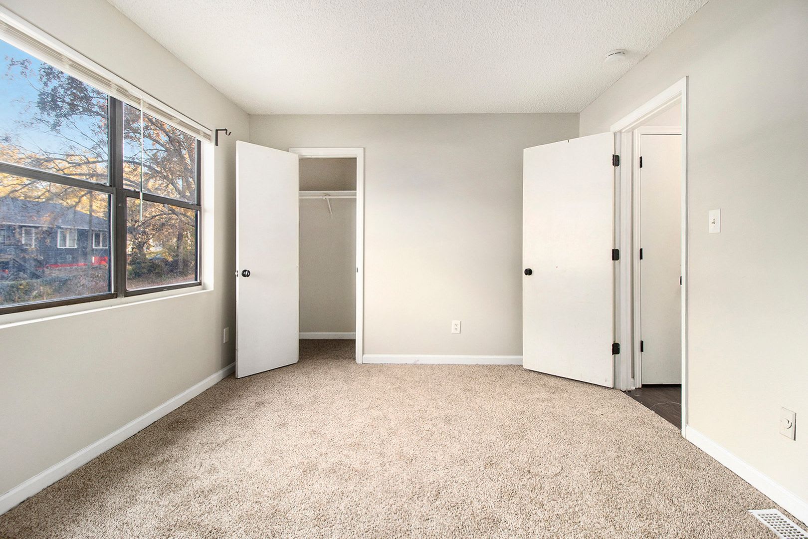 3 Bedroom 2 Bath Duplex Near The Beltline – photo 5