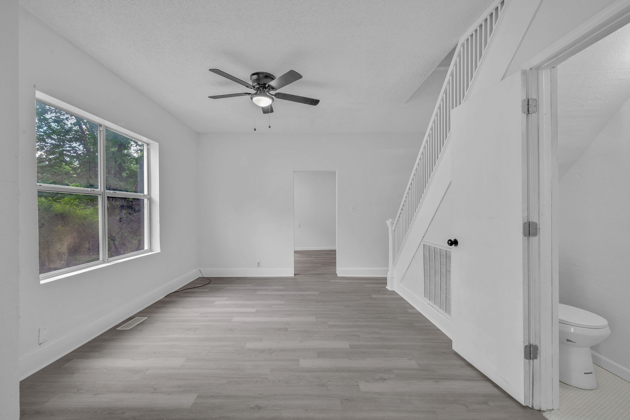 1128 W Broadway Street – photo 4