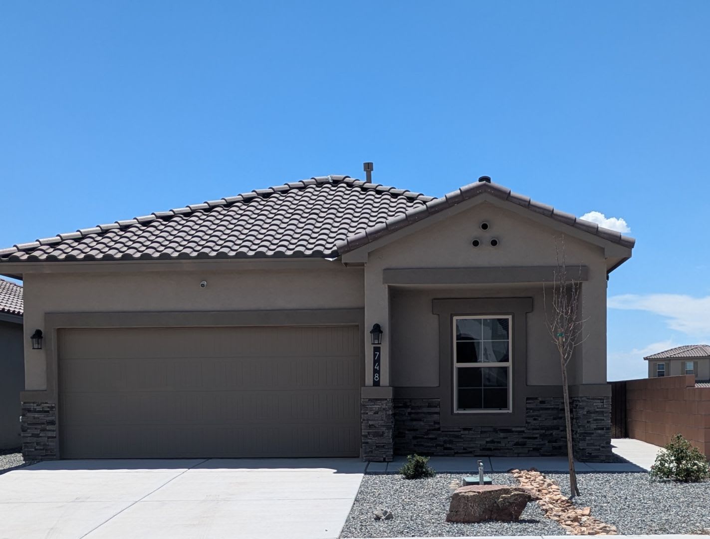 748 Amastista Loop SE – photo 2