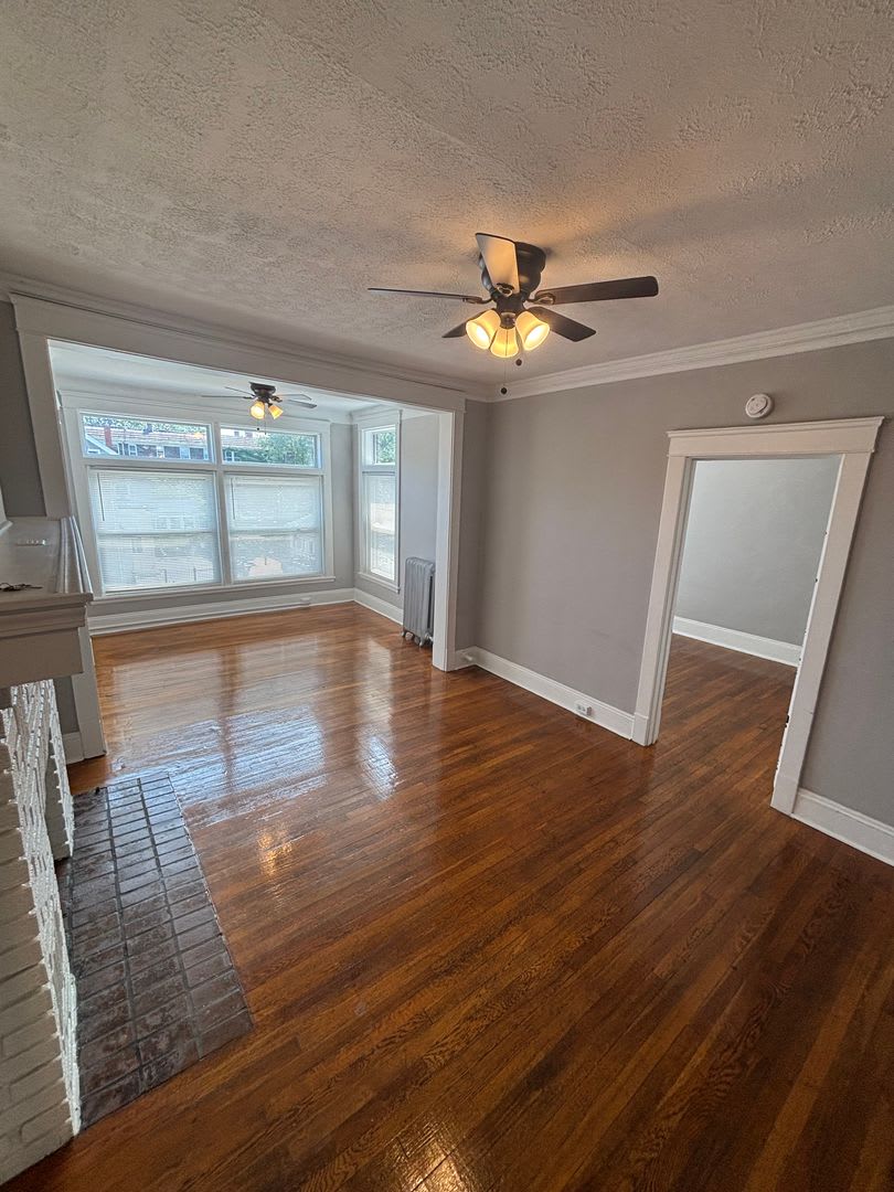 1212 Donald Ave – photo 2