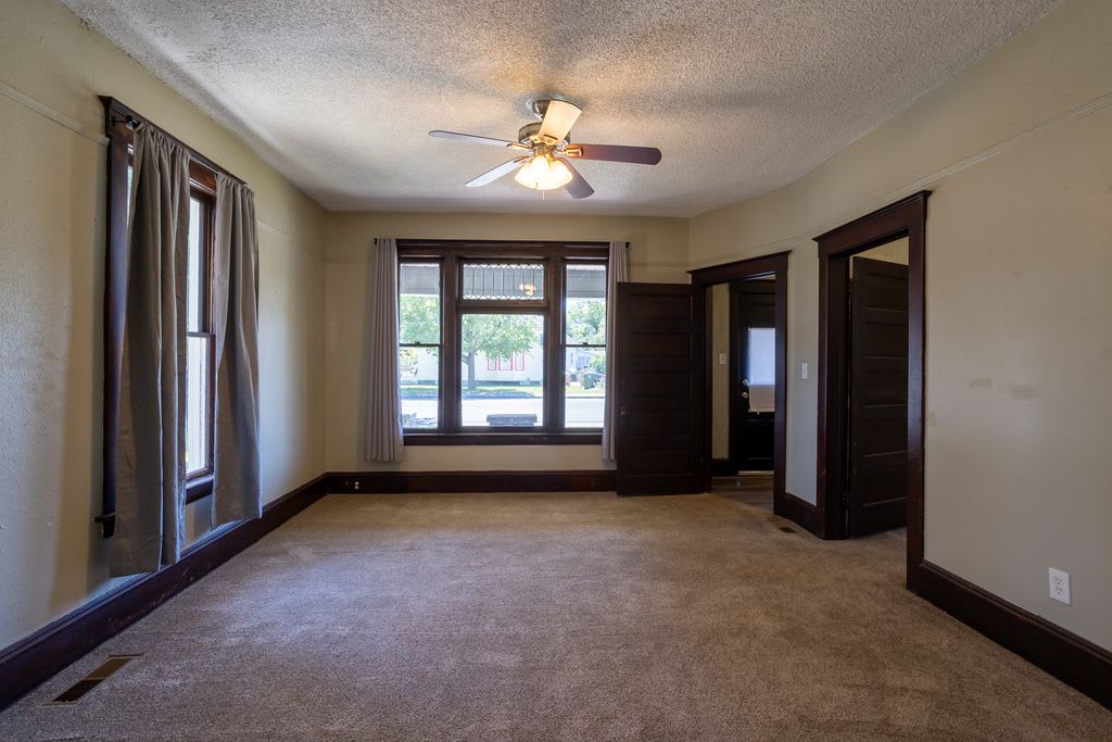 634 W Buckeye Ave – photo 5