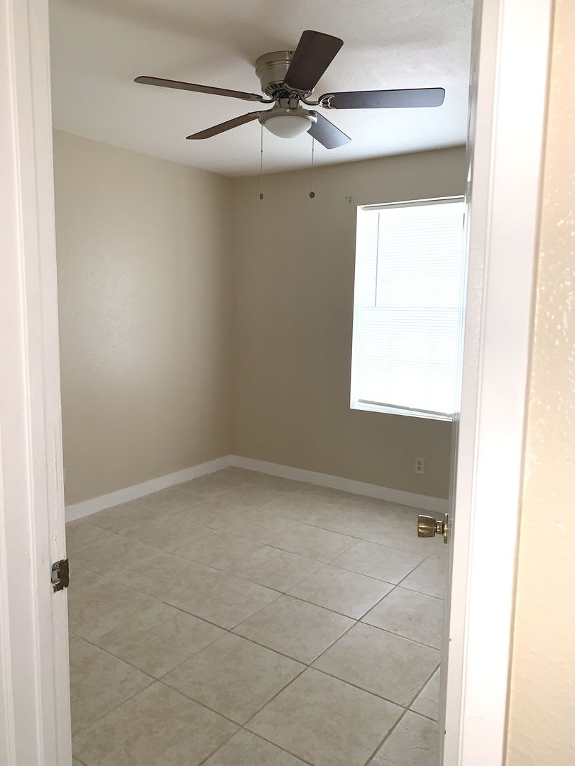 Newly Refreshed Spacious 2Bedrooms 2 Baths Duplex In Eagle Lake Tx – photo 4