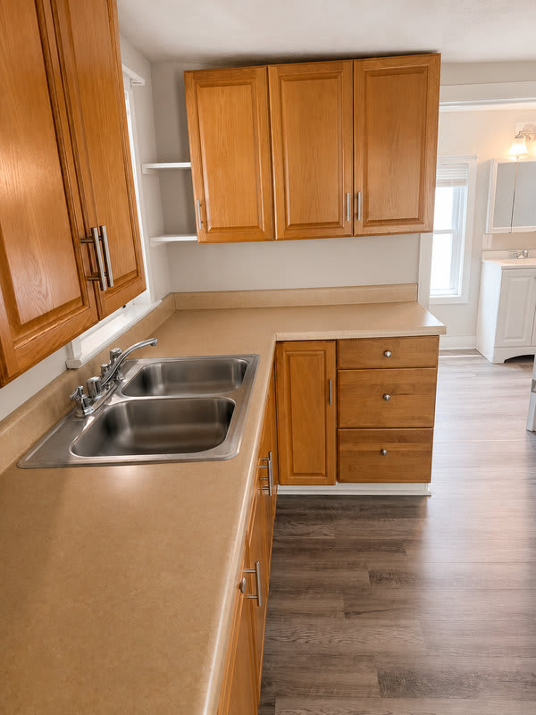 100 Lancaster Street – photo 3