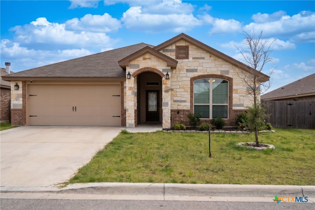 900 Clanton Cove – photo 1