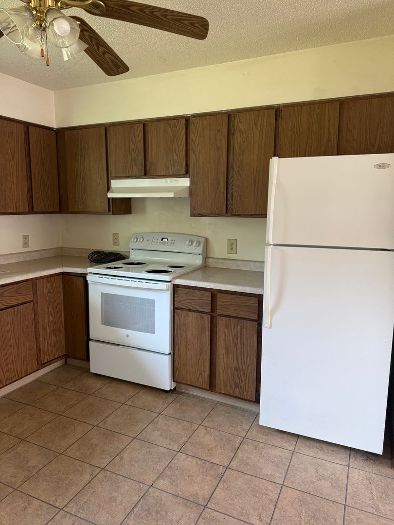 1012/1016 Sunset Lane – photo 3