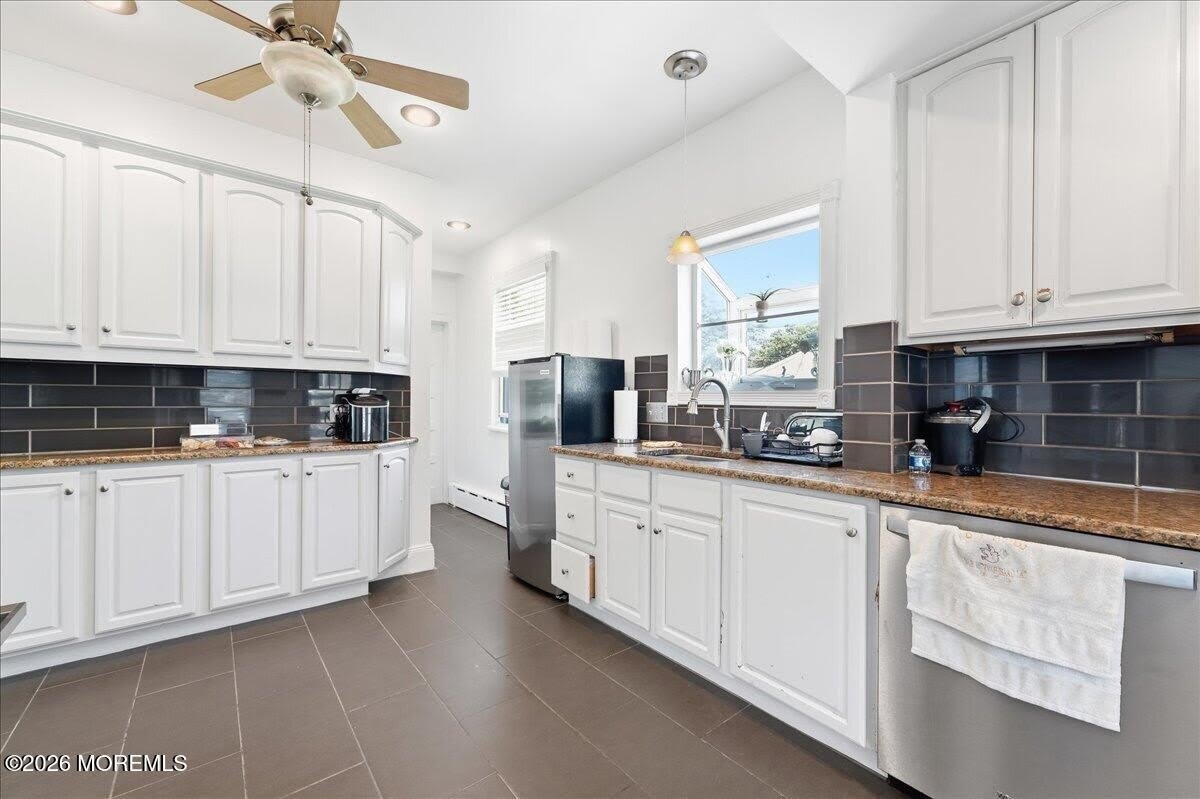 496 W Park Avenue – photo 5