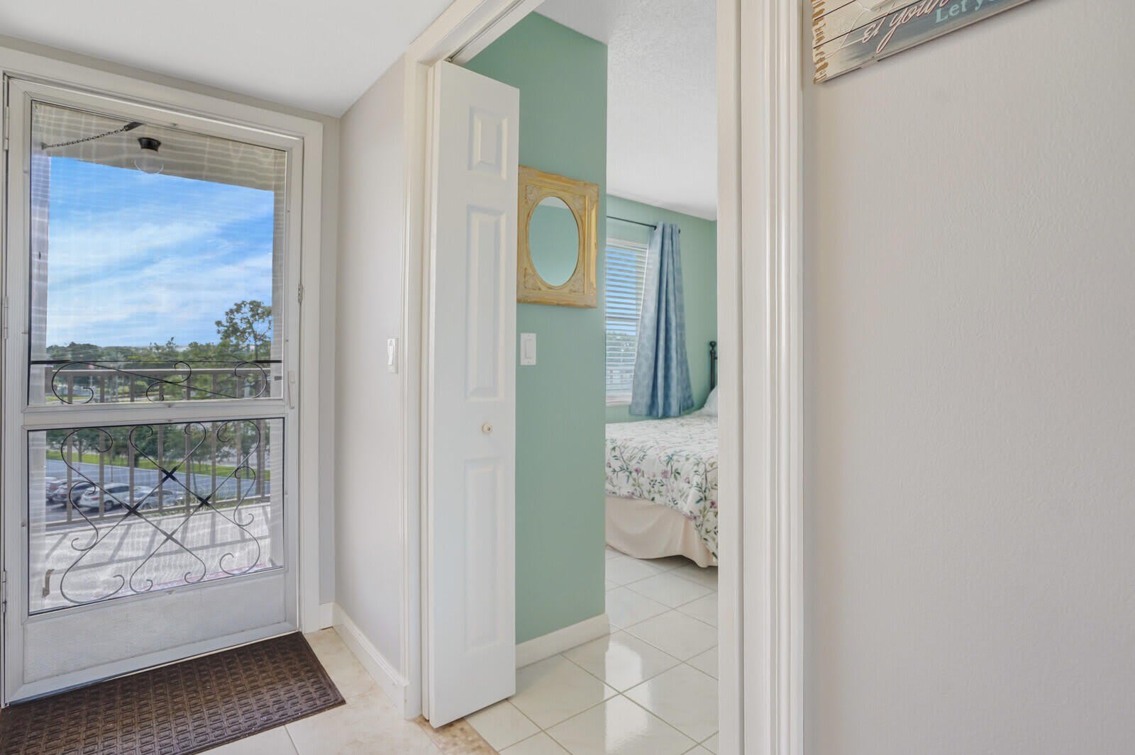 3959 Via Poinciana – photo 5