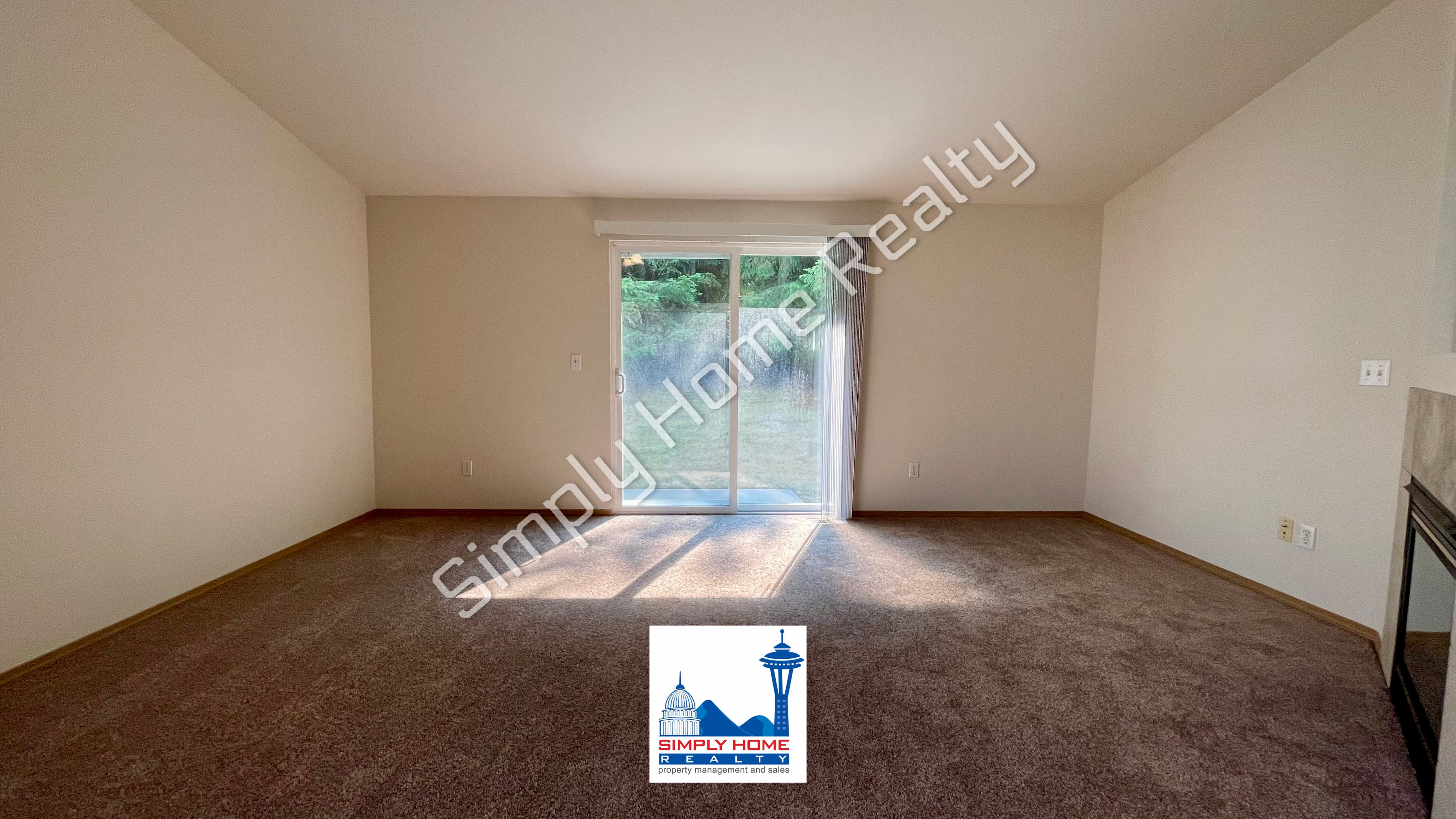 921 Avalon Ct SE – photo 4