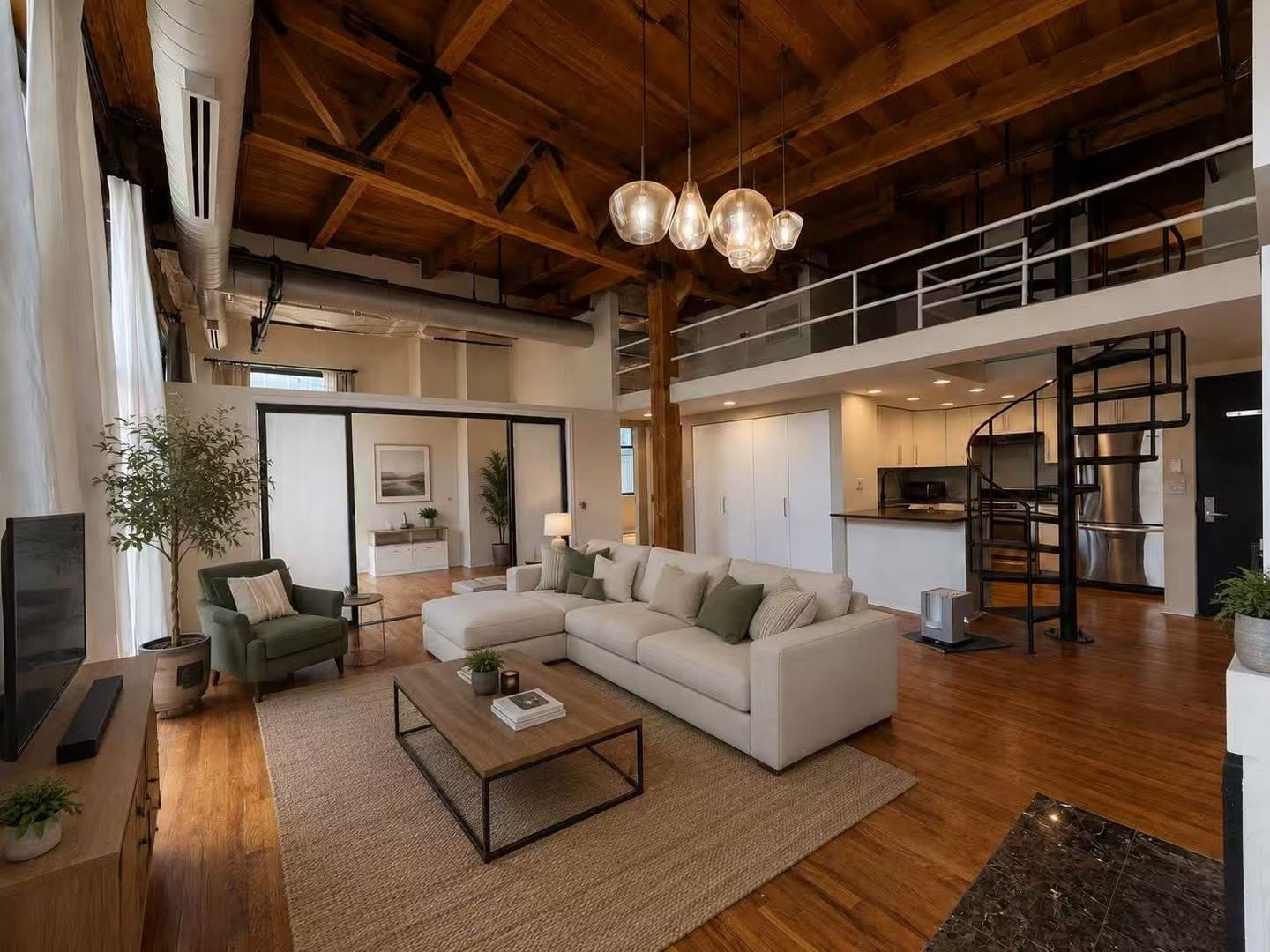 1250 W Fullerton Avenue – photo 2