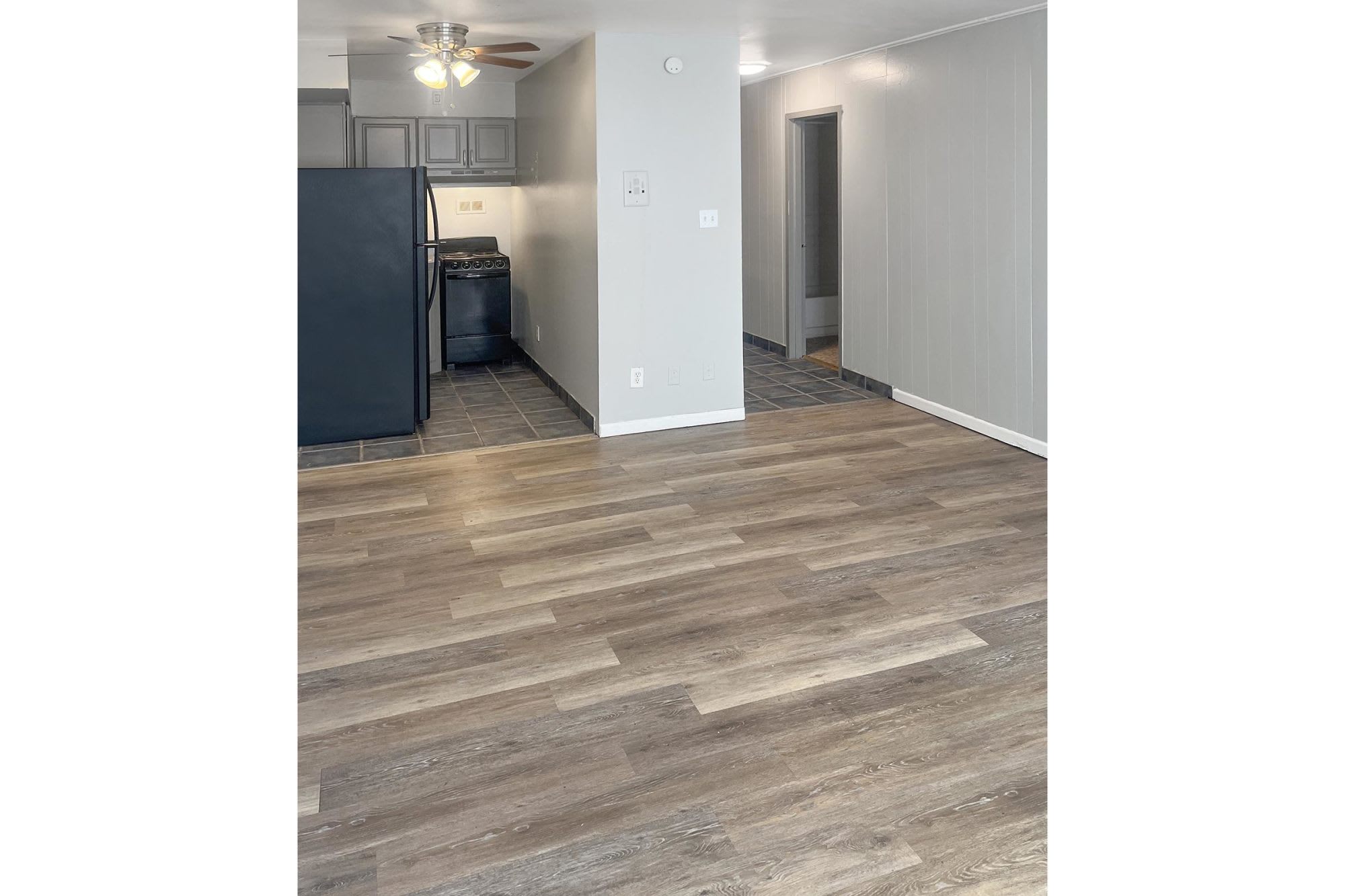 Diplomat Apartments – photo 5