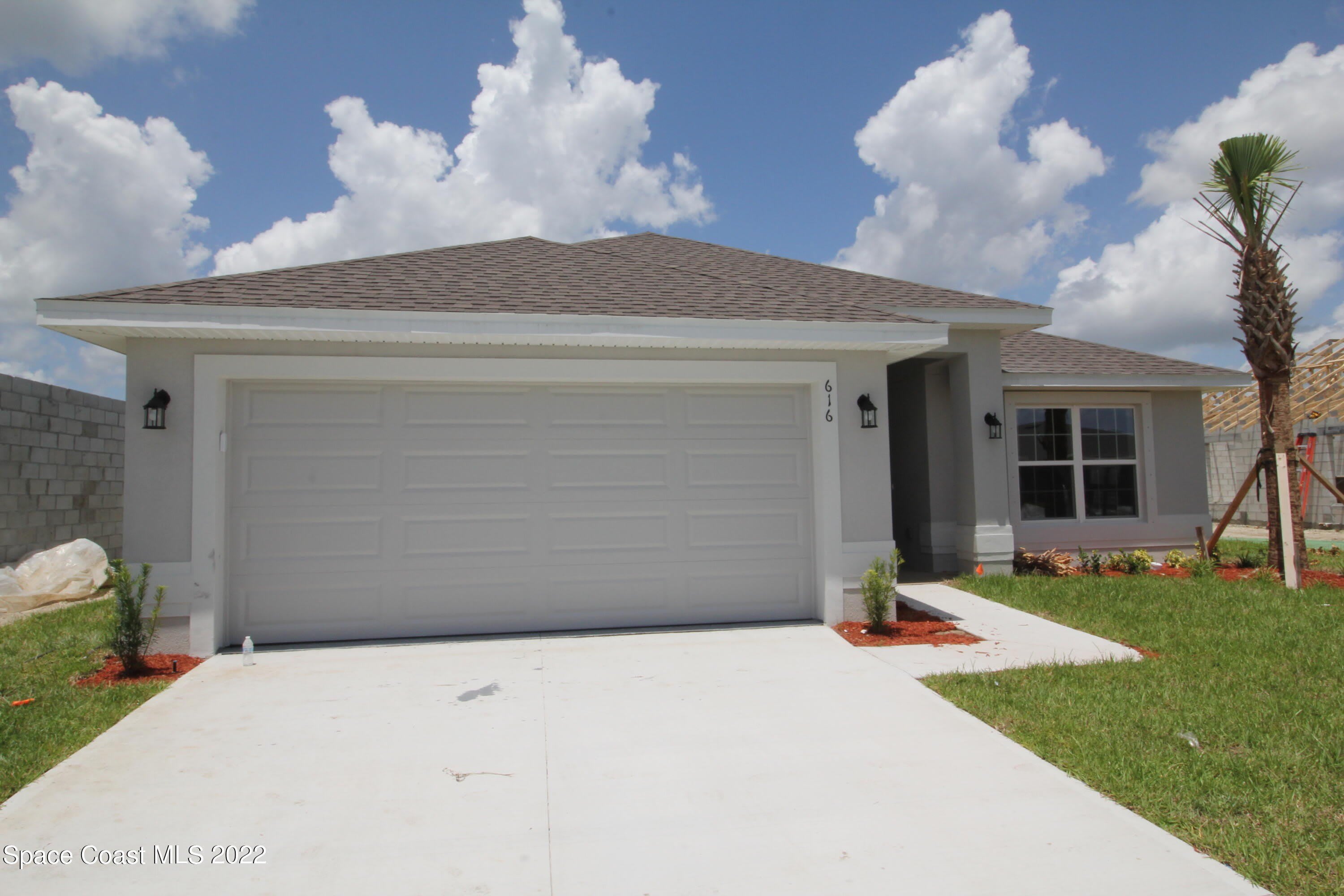 616 Kylar Drive NW – photo 1