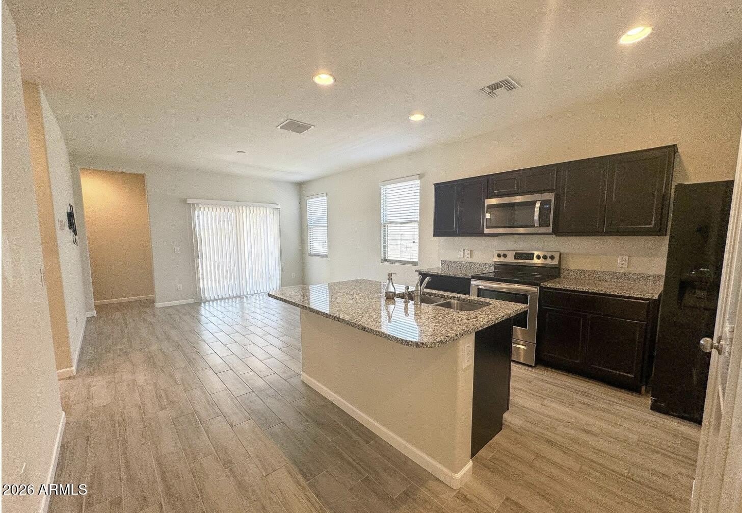 17134 N ROSEMONT Street – photo 4