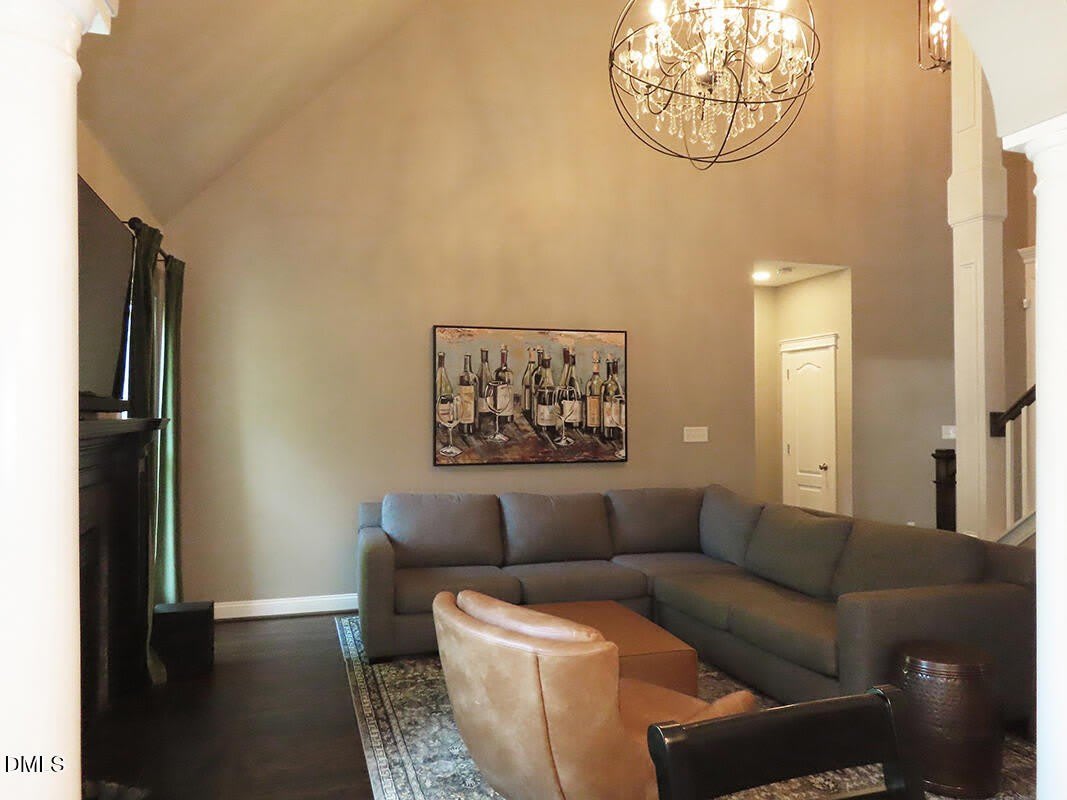1801 Meeting Street – photo 4