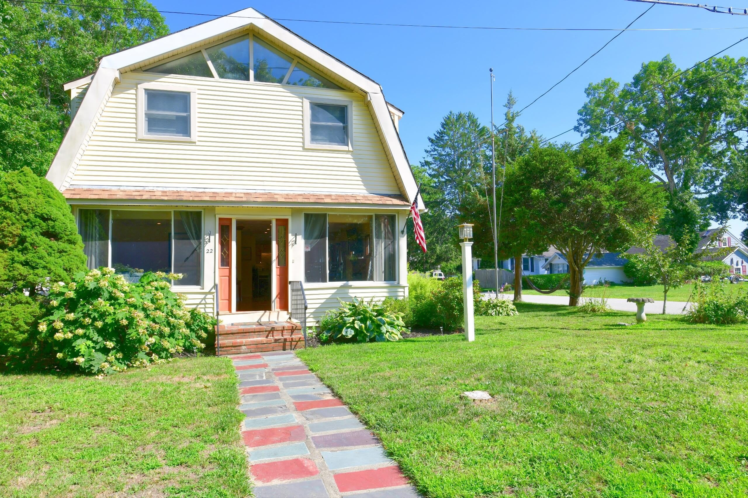 22 Ash Street – photo 2