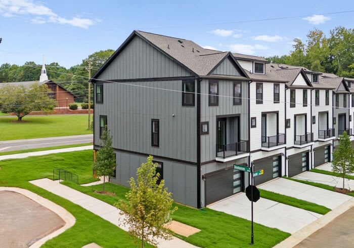 1507 Rocky River Road West – photo 4