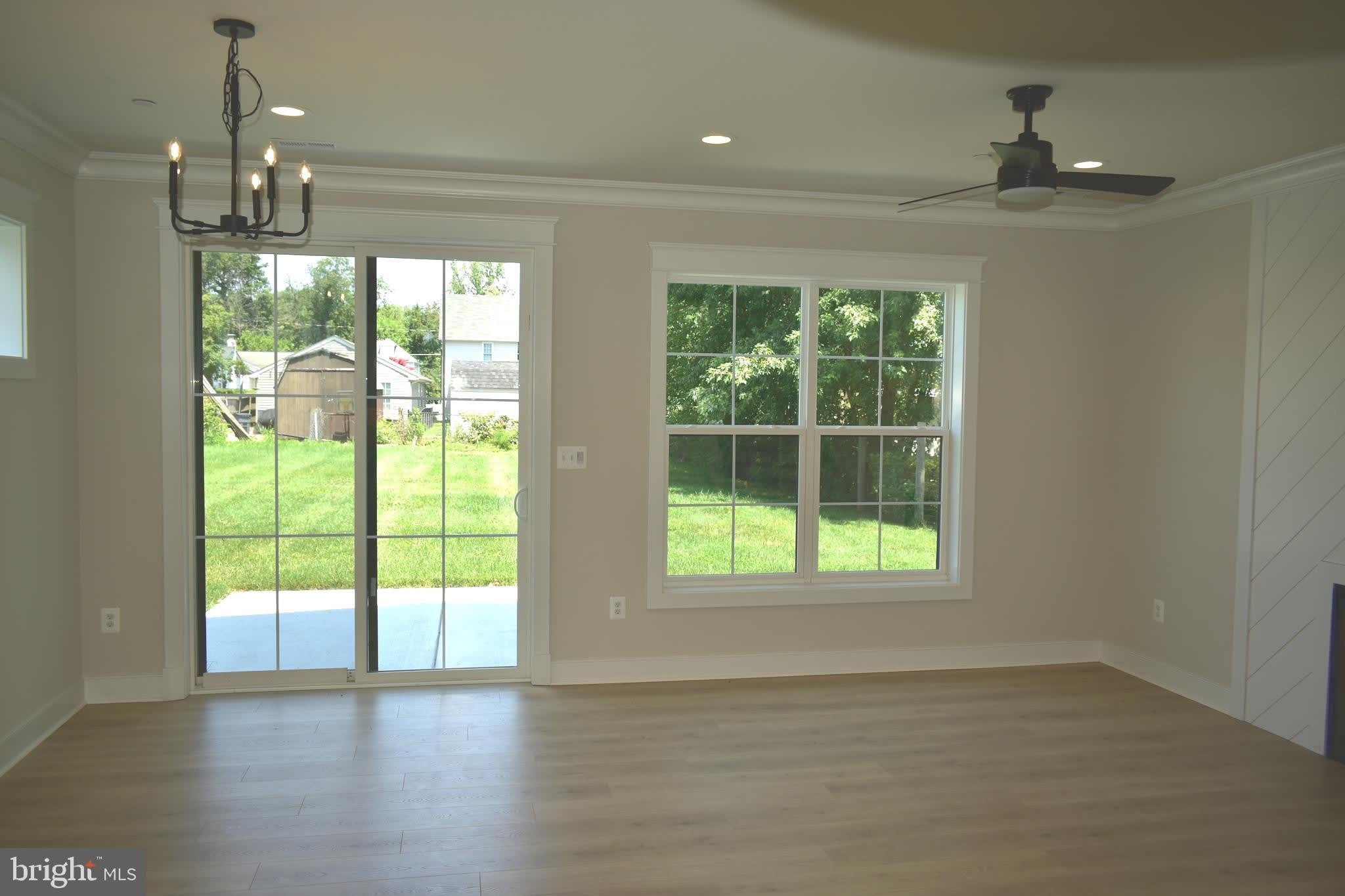843 ONTARIO Street – photo 5