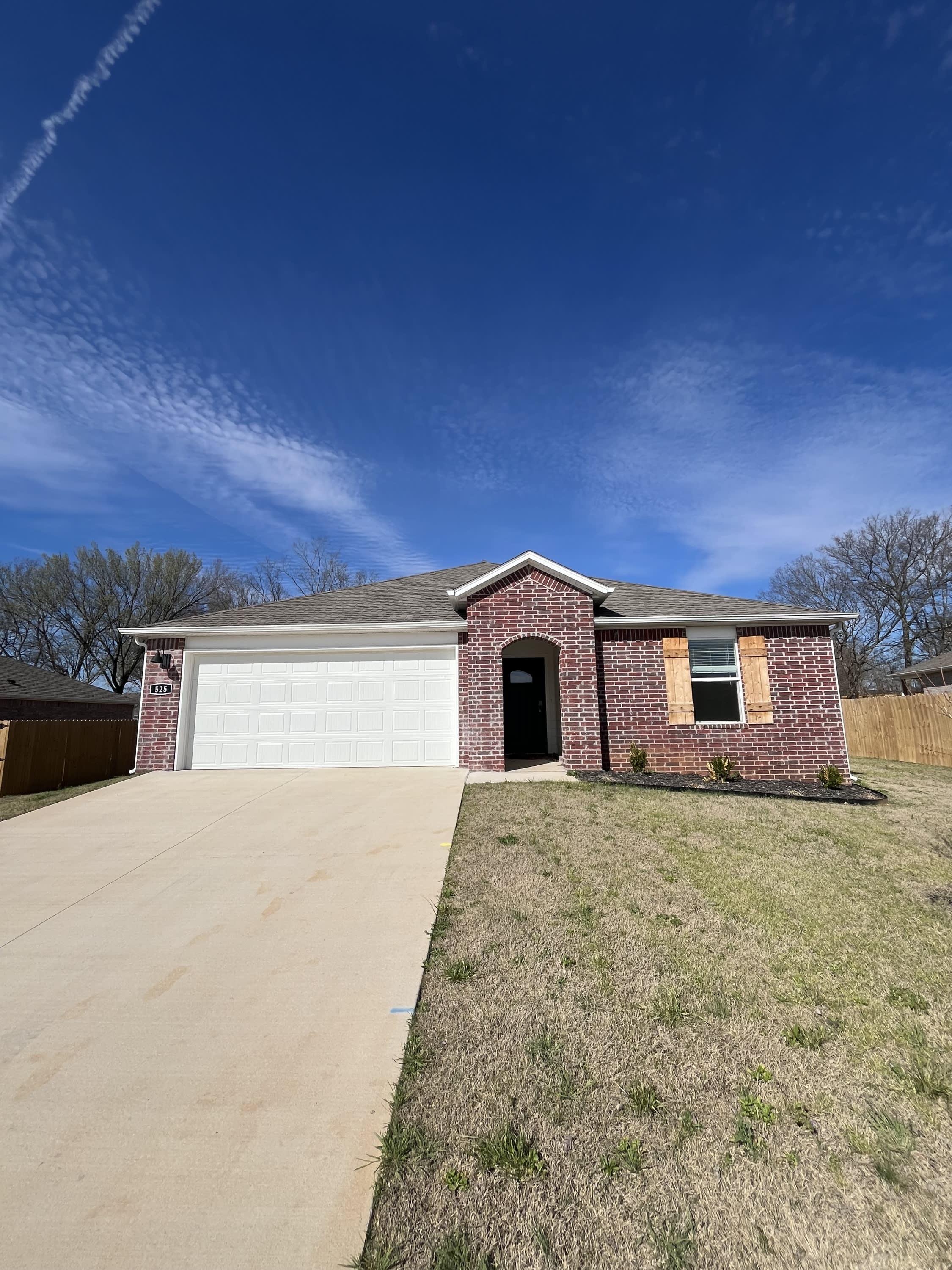 525 Arizona Street – photo 2