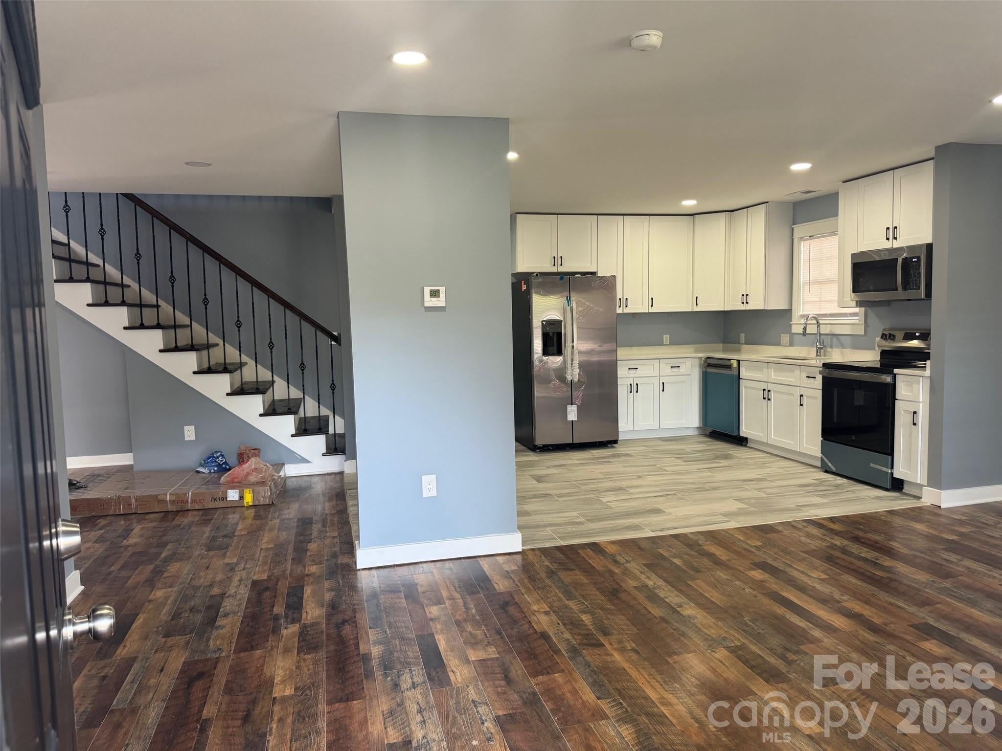 1008 Rockland Circle – photo 4