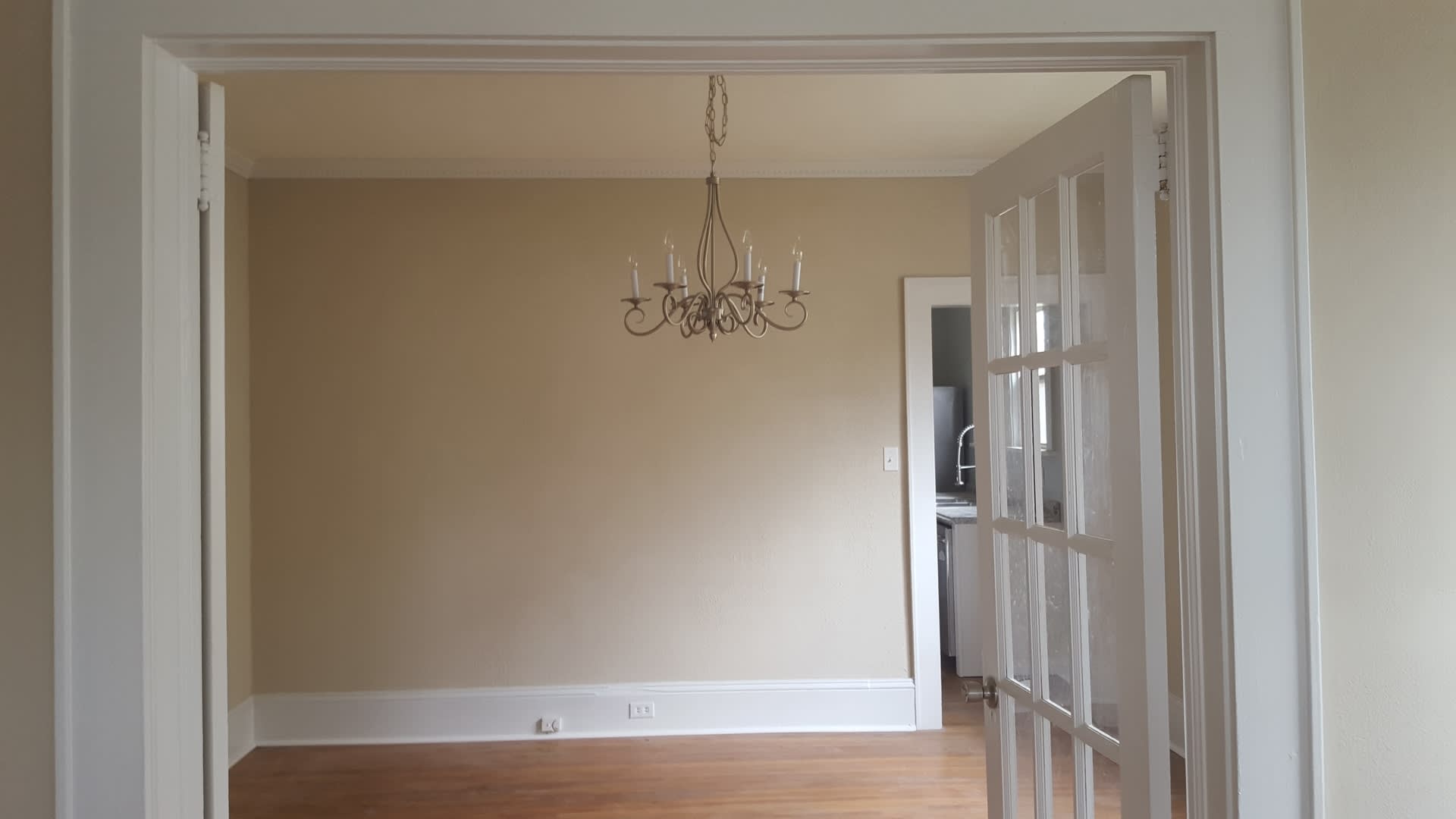 4 Bedroom in Wesley Heights – photo 3