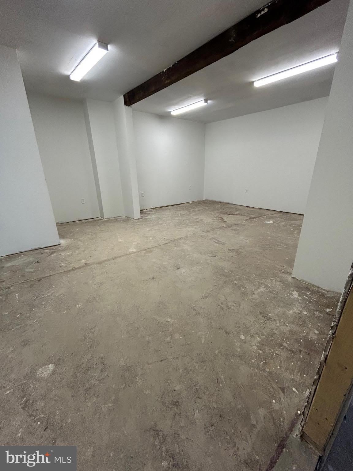 2305 MCELDERRY Street – photo 3