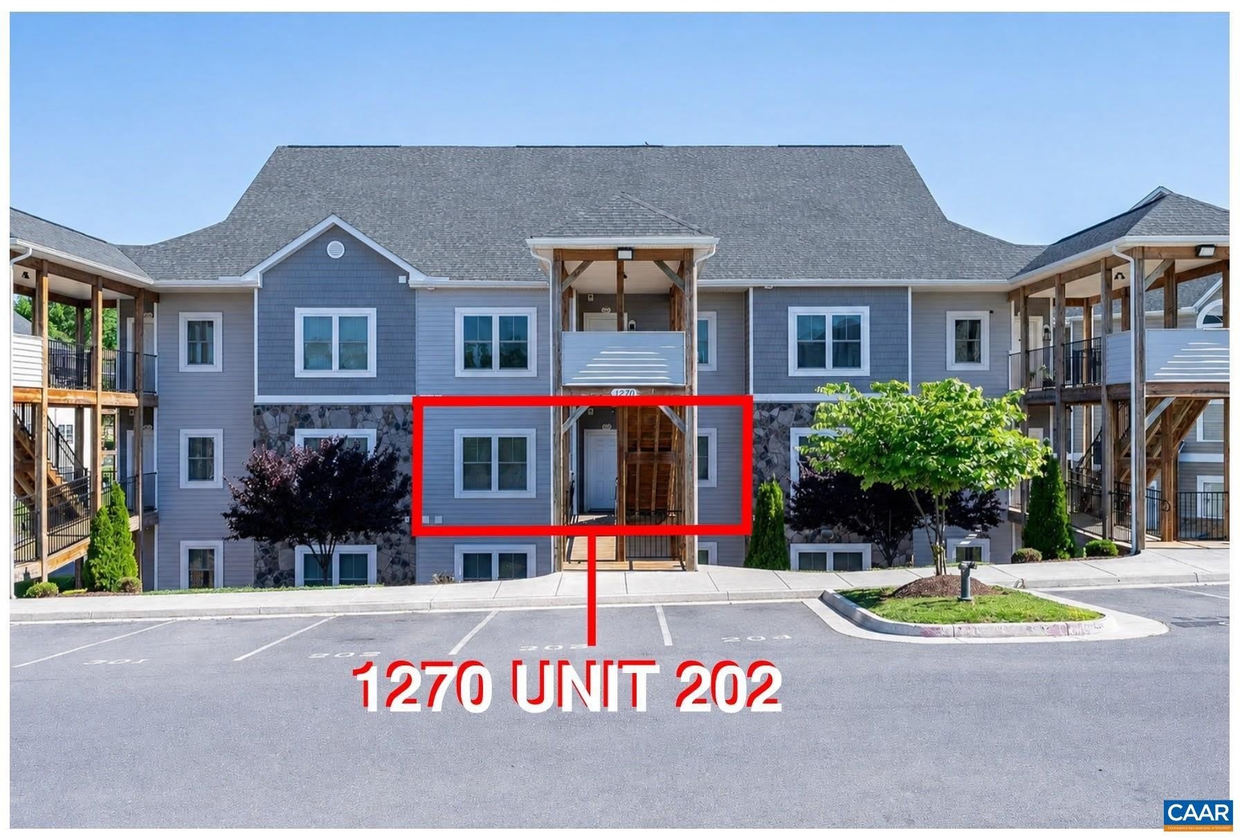 1270 CONSTITUTION CT – photo 3