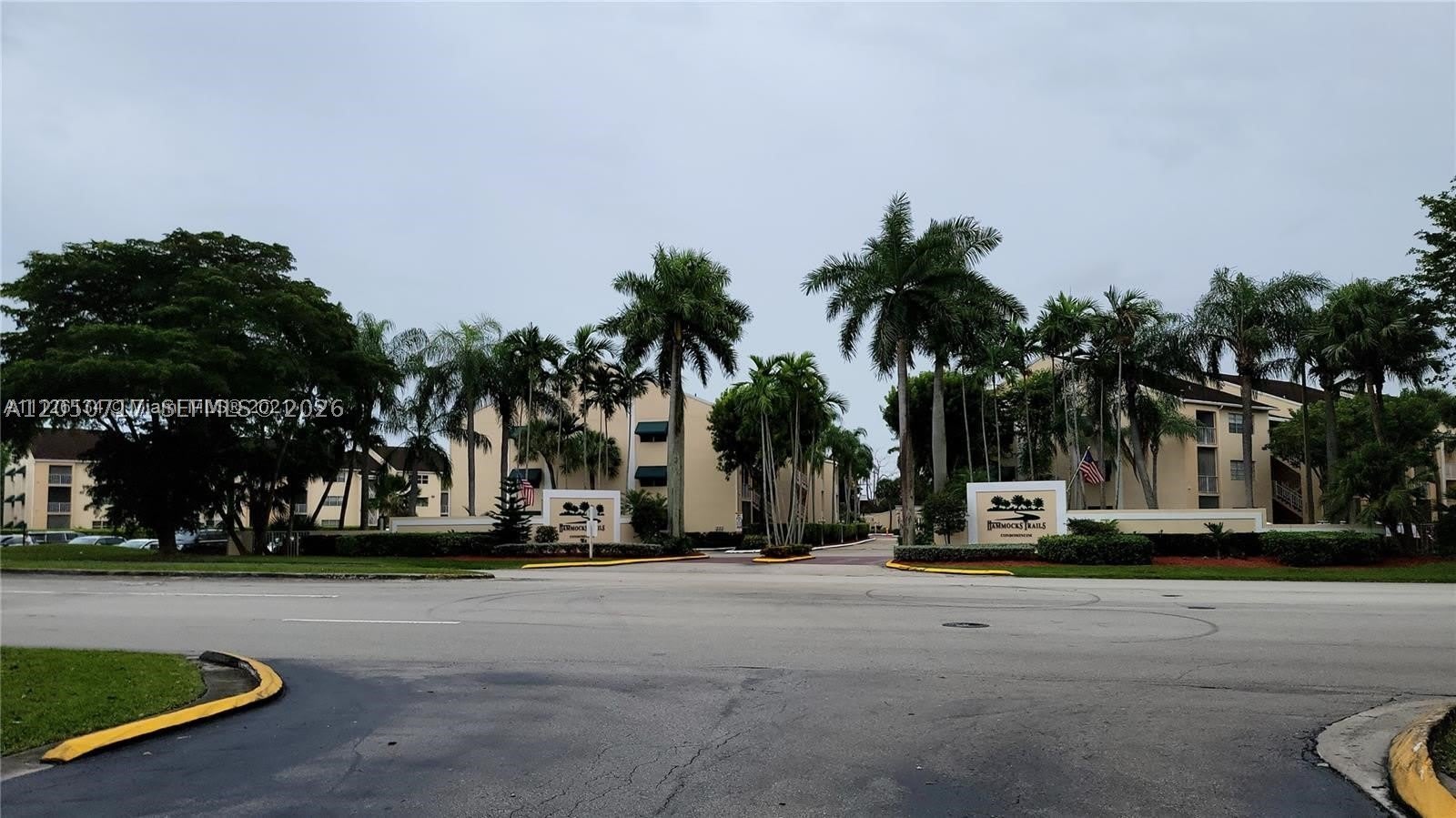 15320 SW 106th Ter – photo 1